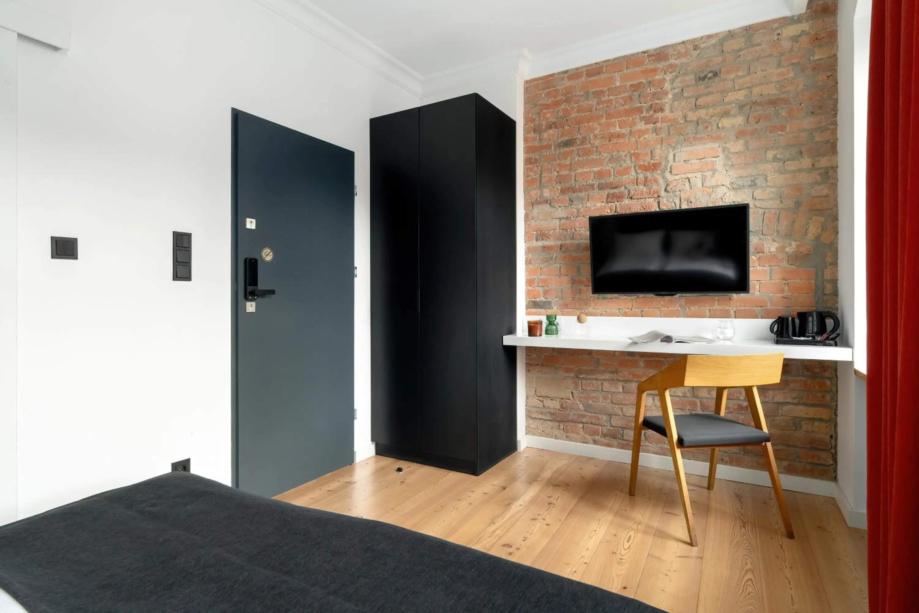 TV and multimedia in Apartamenty Schoeps Residence by Noclegi Renters