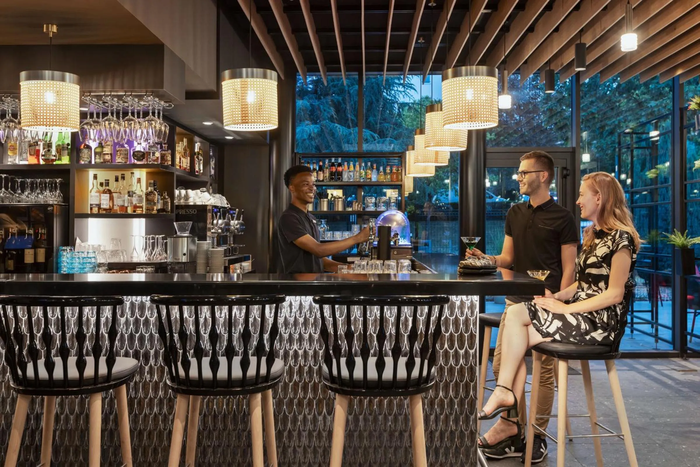 People in Novotel Rennes Alma