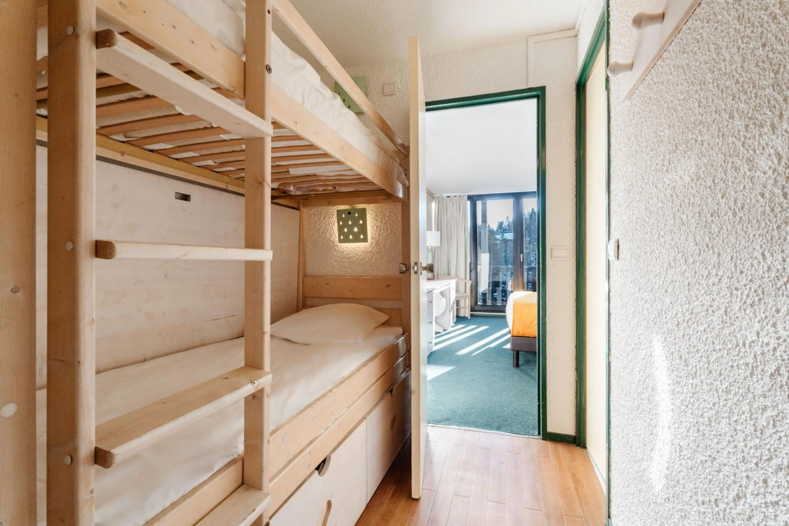 bunk bed, Bed in Lake Hotel Courchevel 1850