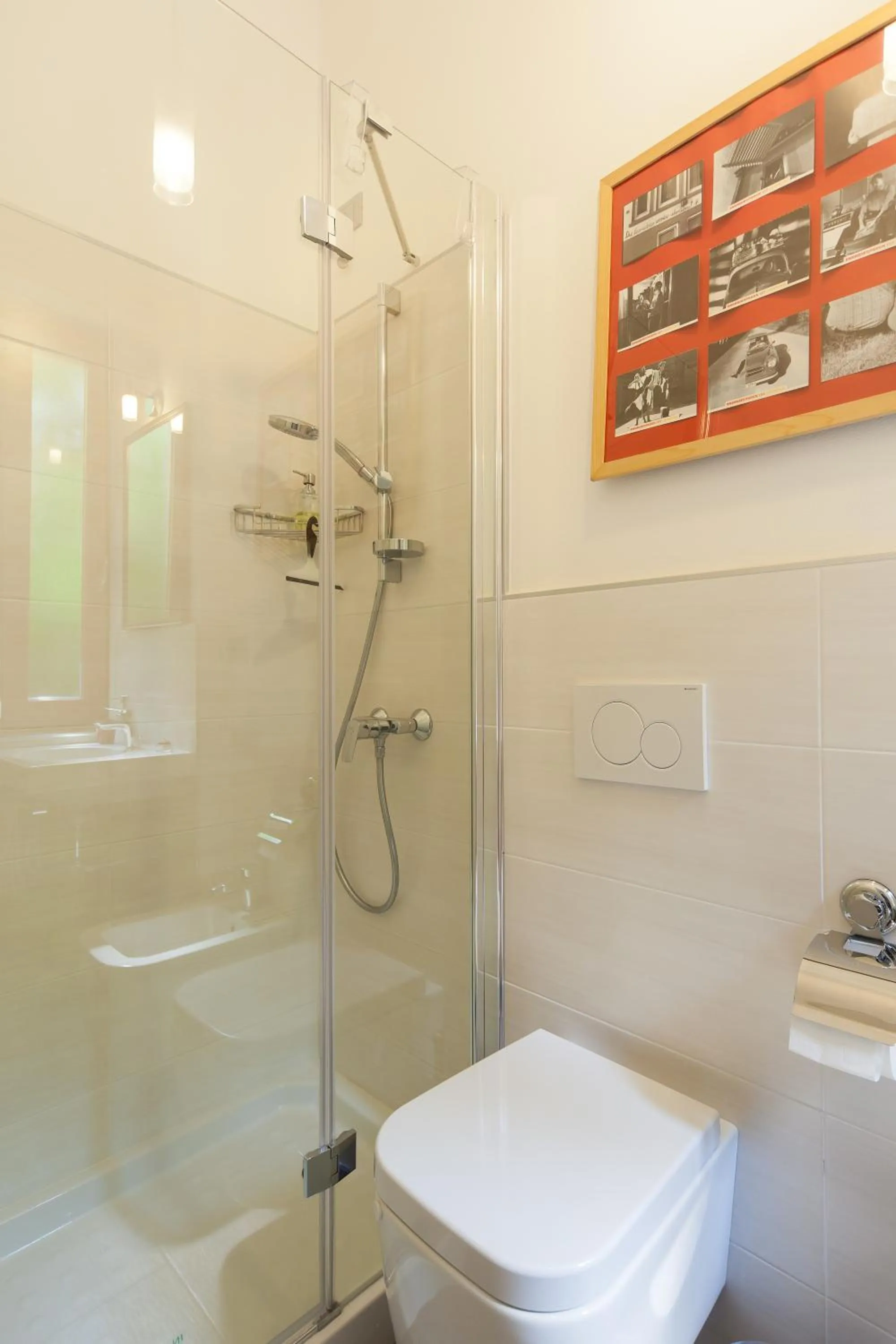 Shower in Al Quadrifoglio Bed & Breakfast