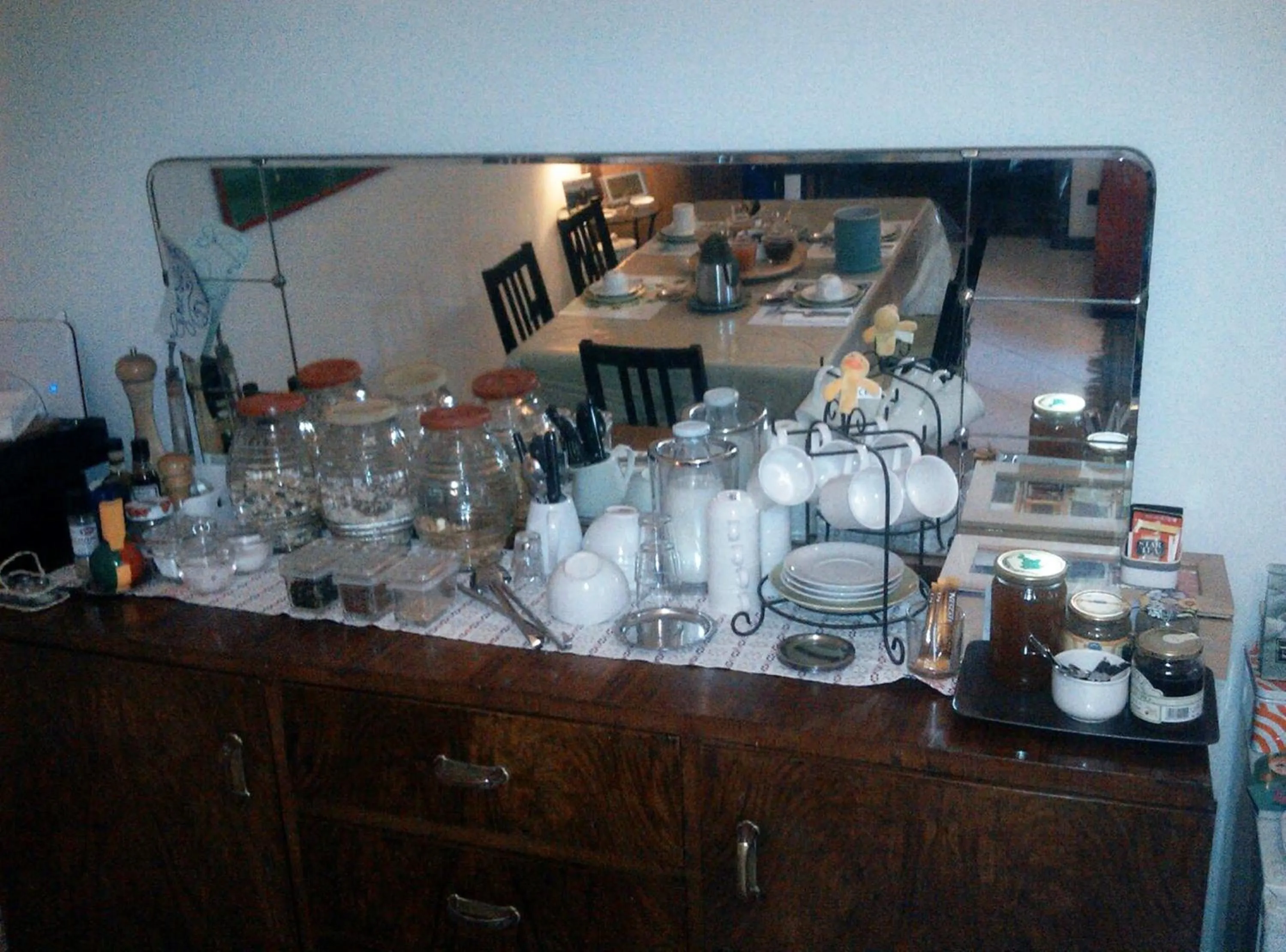 Buffet breakfast in Al Quadrifoglio Bed & Breakfast