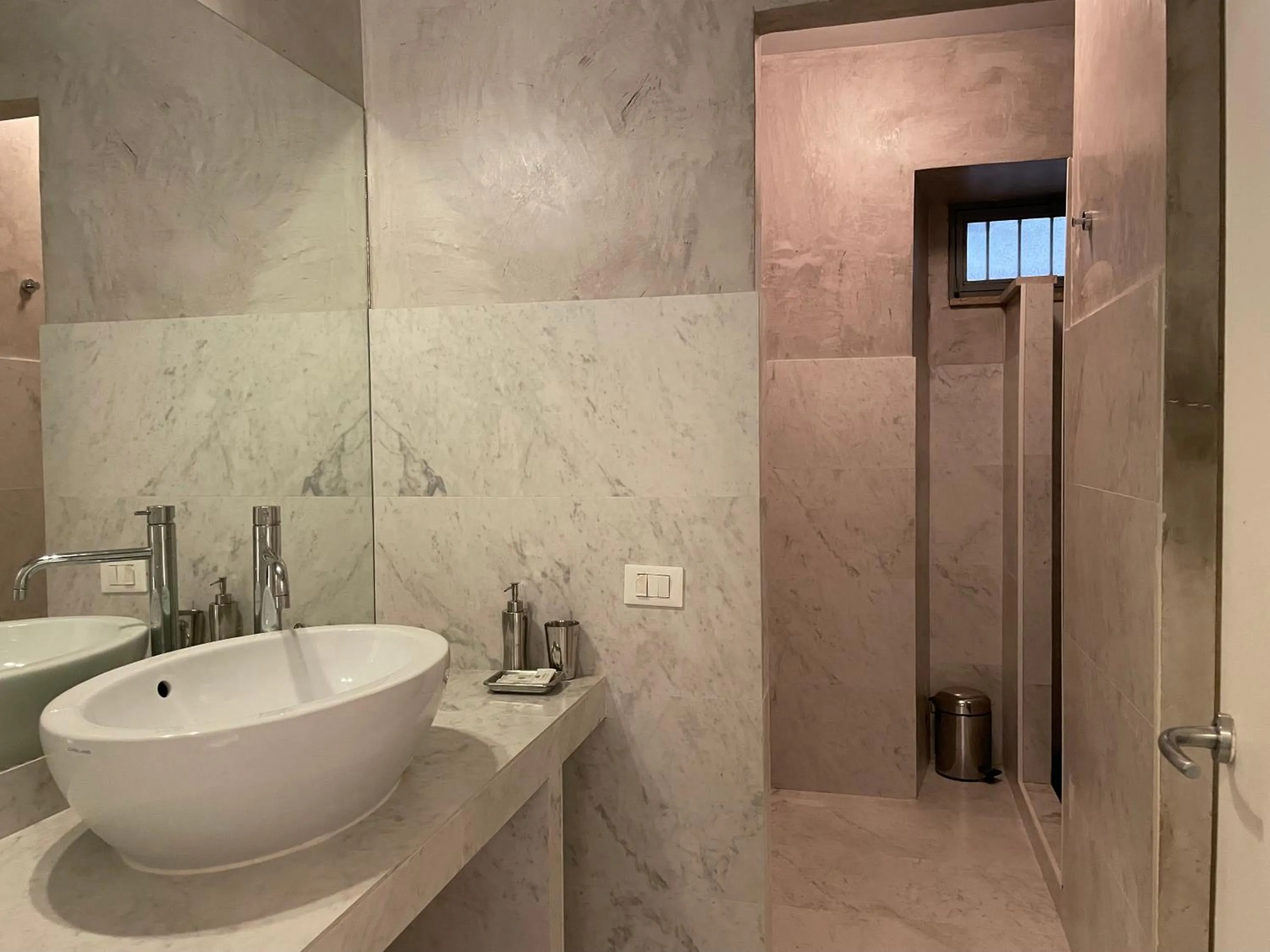 Bathroom in B&B Santi Quattro Al Colosseo