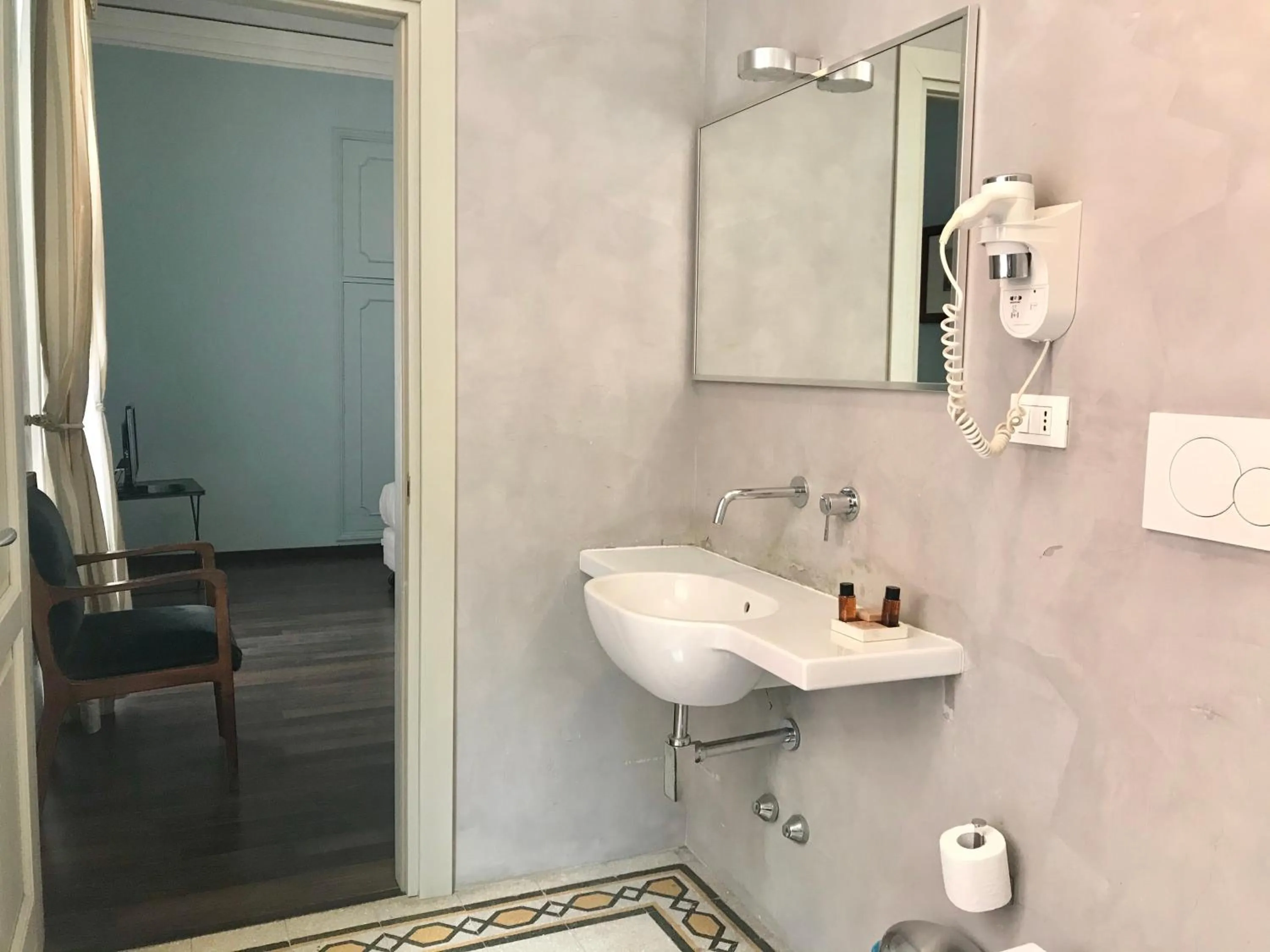 Bedroom in B&B Santi Quattro Al Colosseo