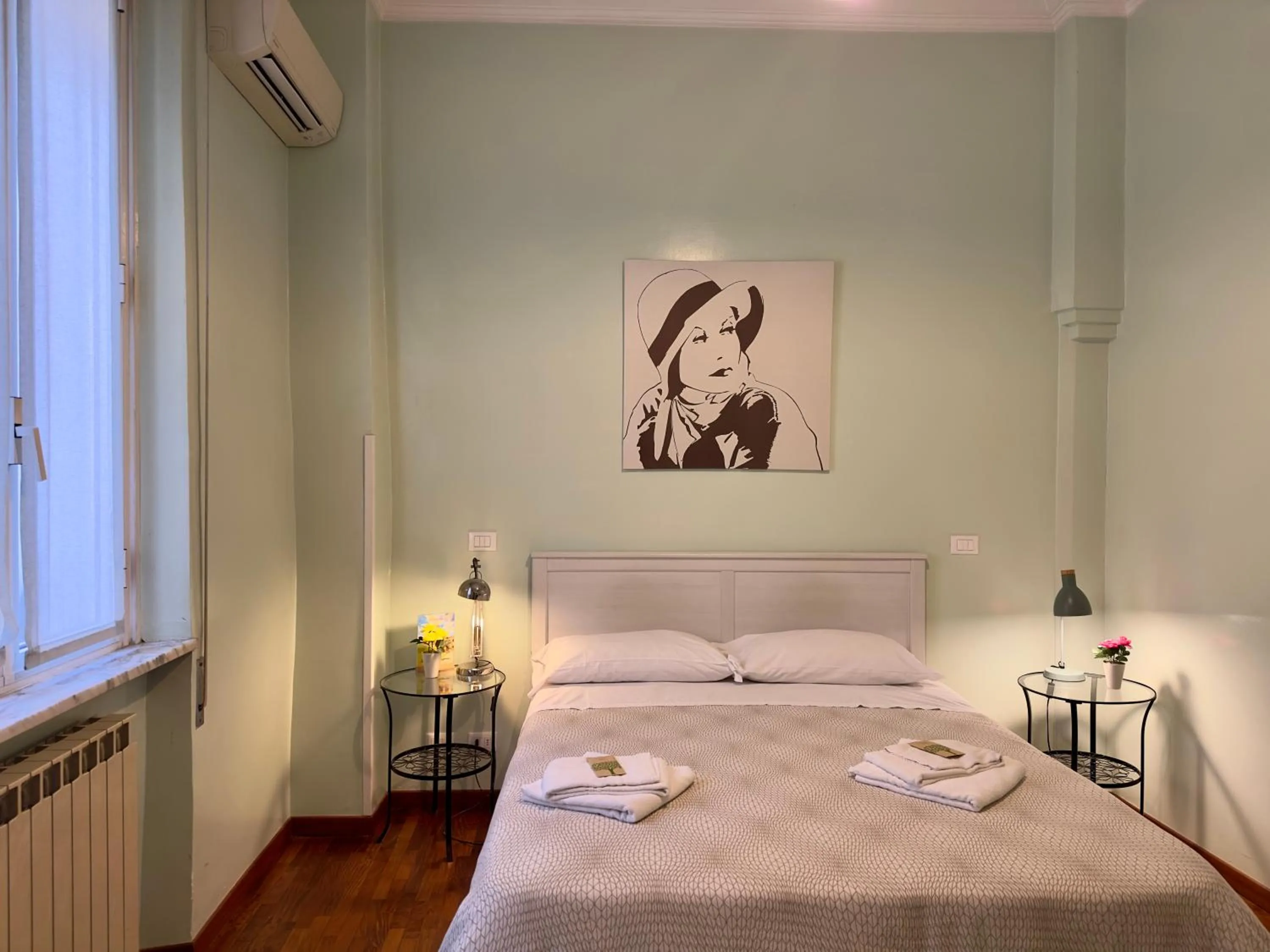 Bedroom, Bed in B&B Santi Quattro Al Colosseo