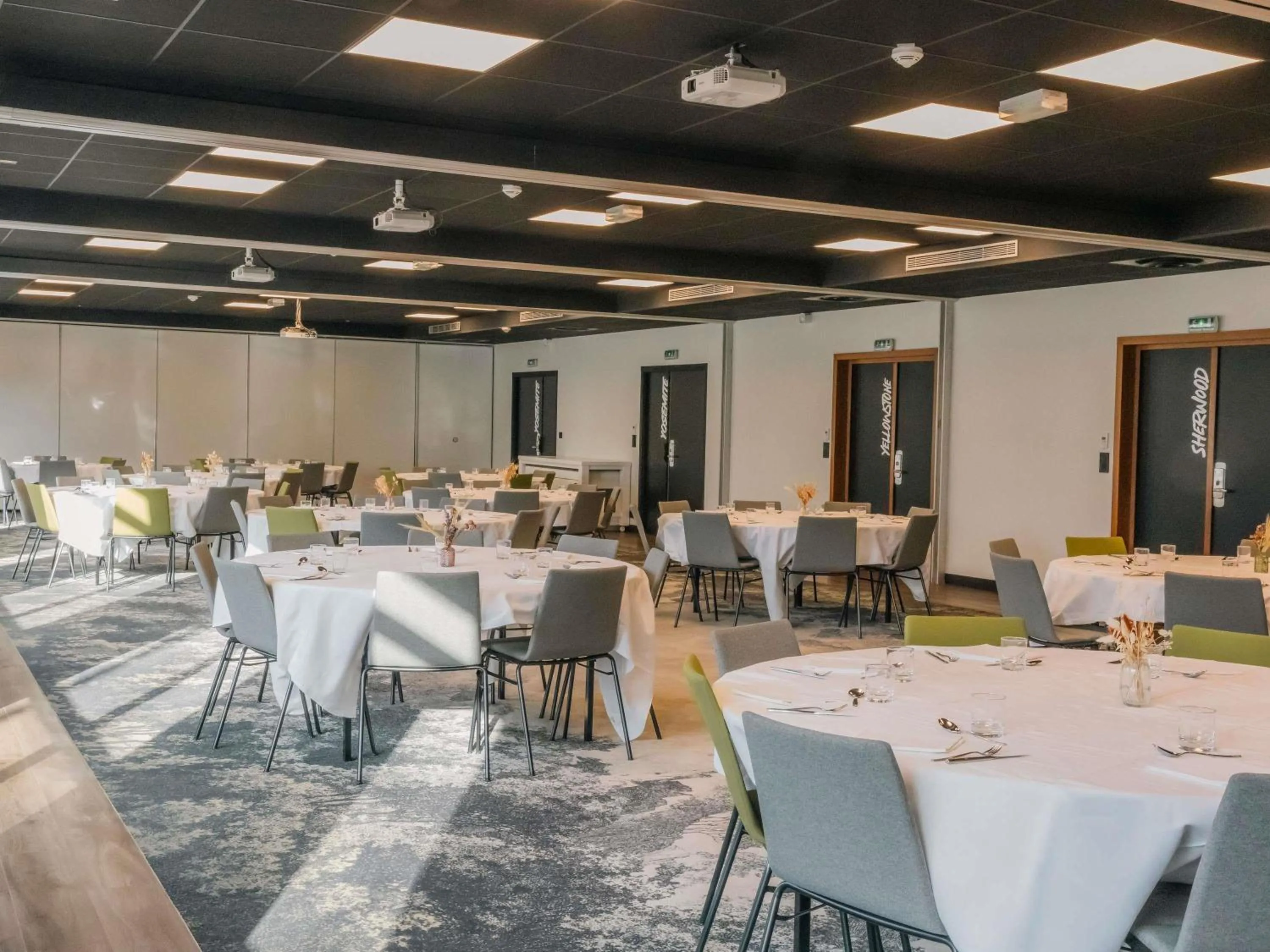 Meeting/conference room in Novotel Rouen Sud Zenith Parc Expo