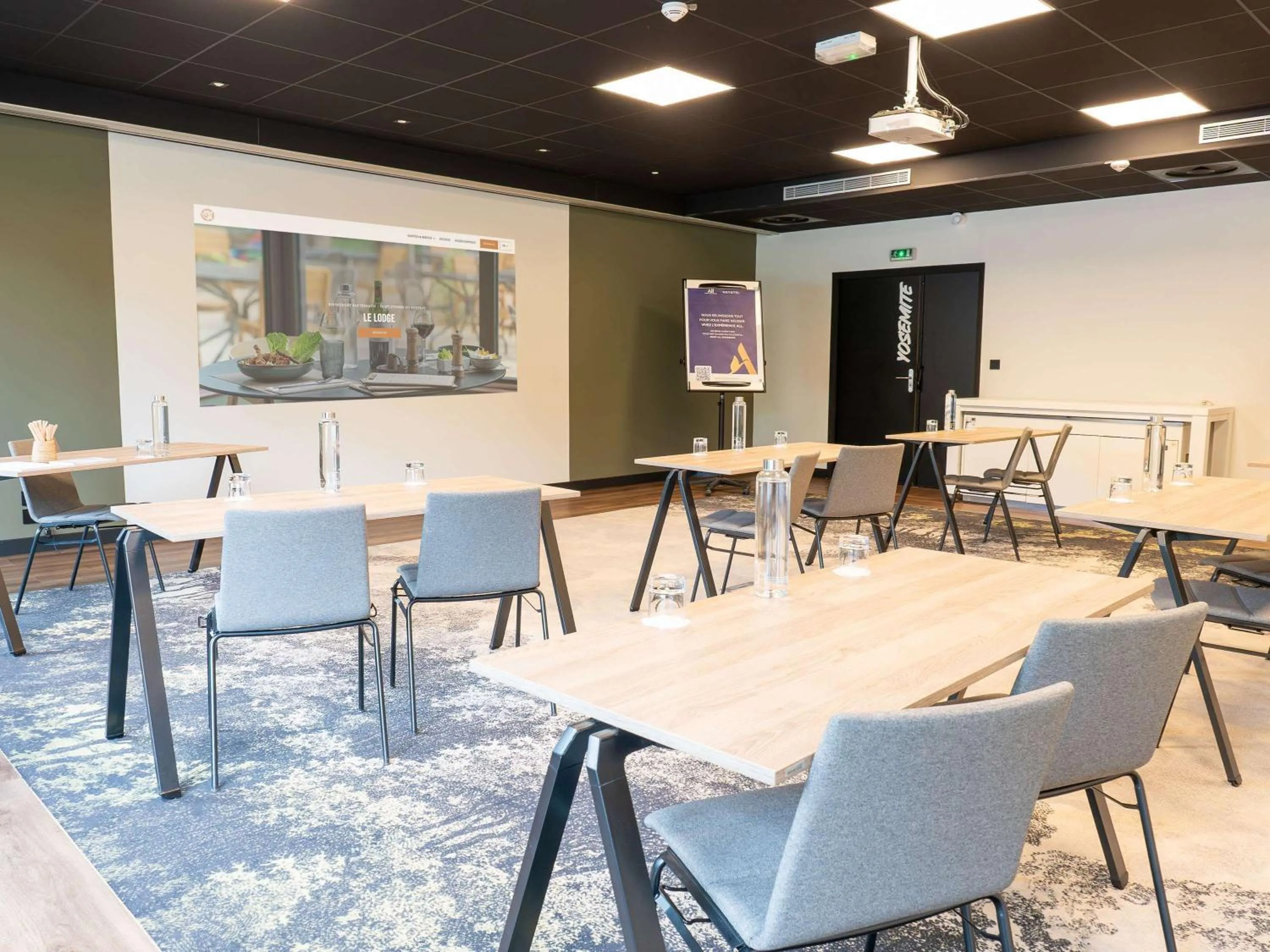 Meeting/conference room in Novotel Rouen Sud