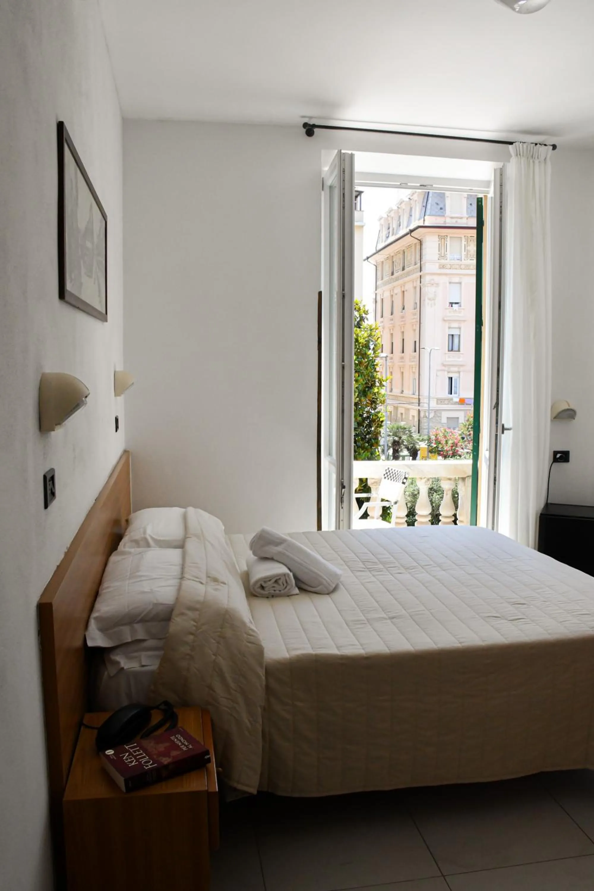 Photo of the whole room, Bed in Hotel Le Palme