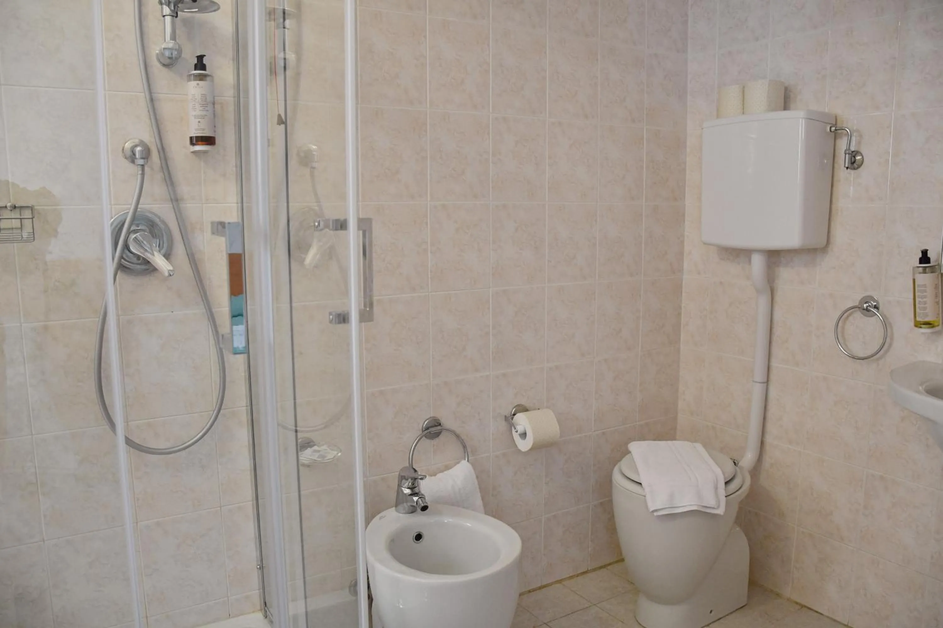 Bathroom in Hotel Le Palme