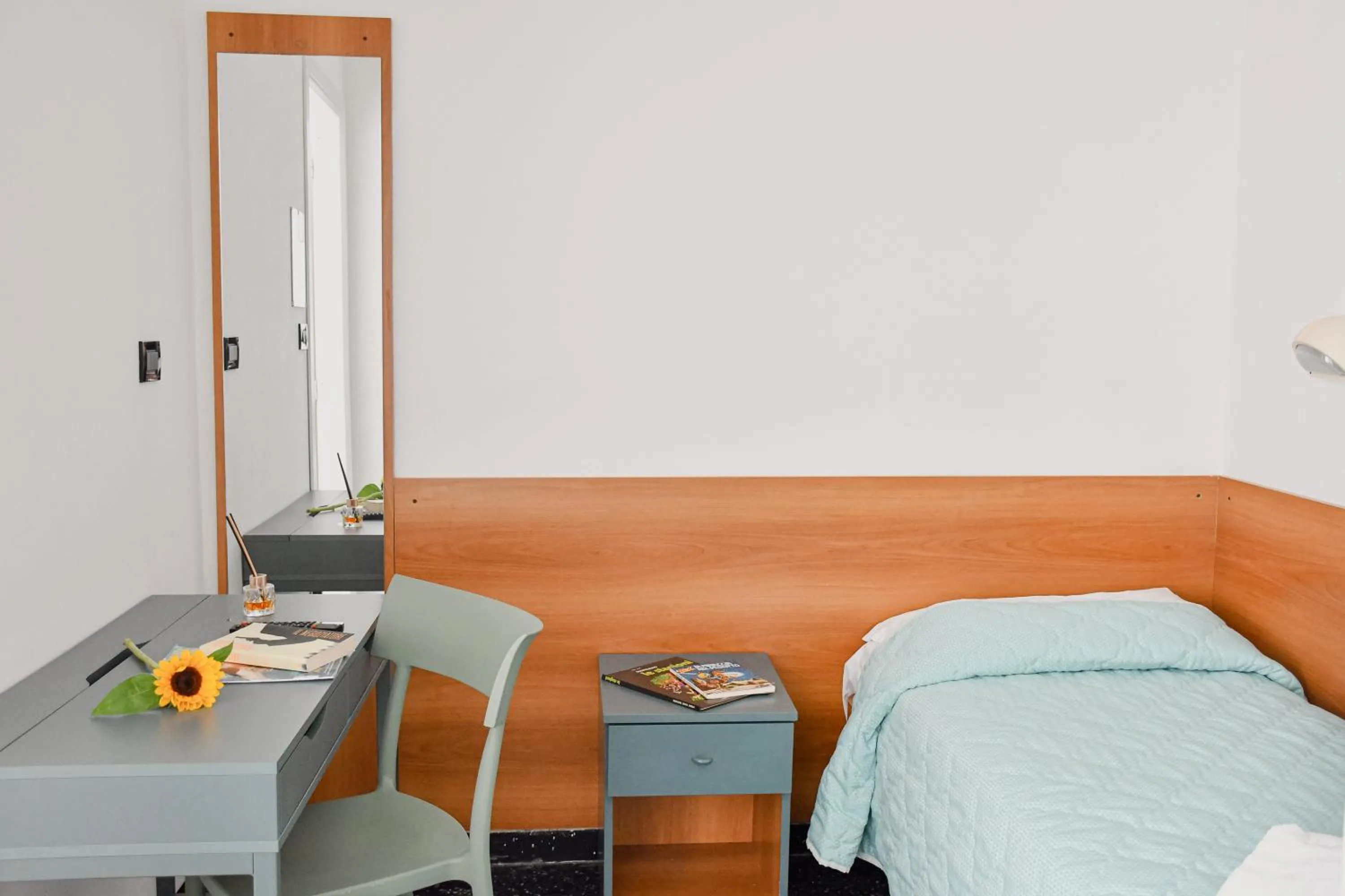 Photo of the whole room, Bed in Hotel Le Palme