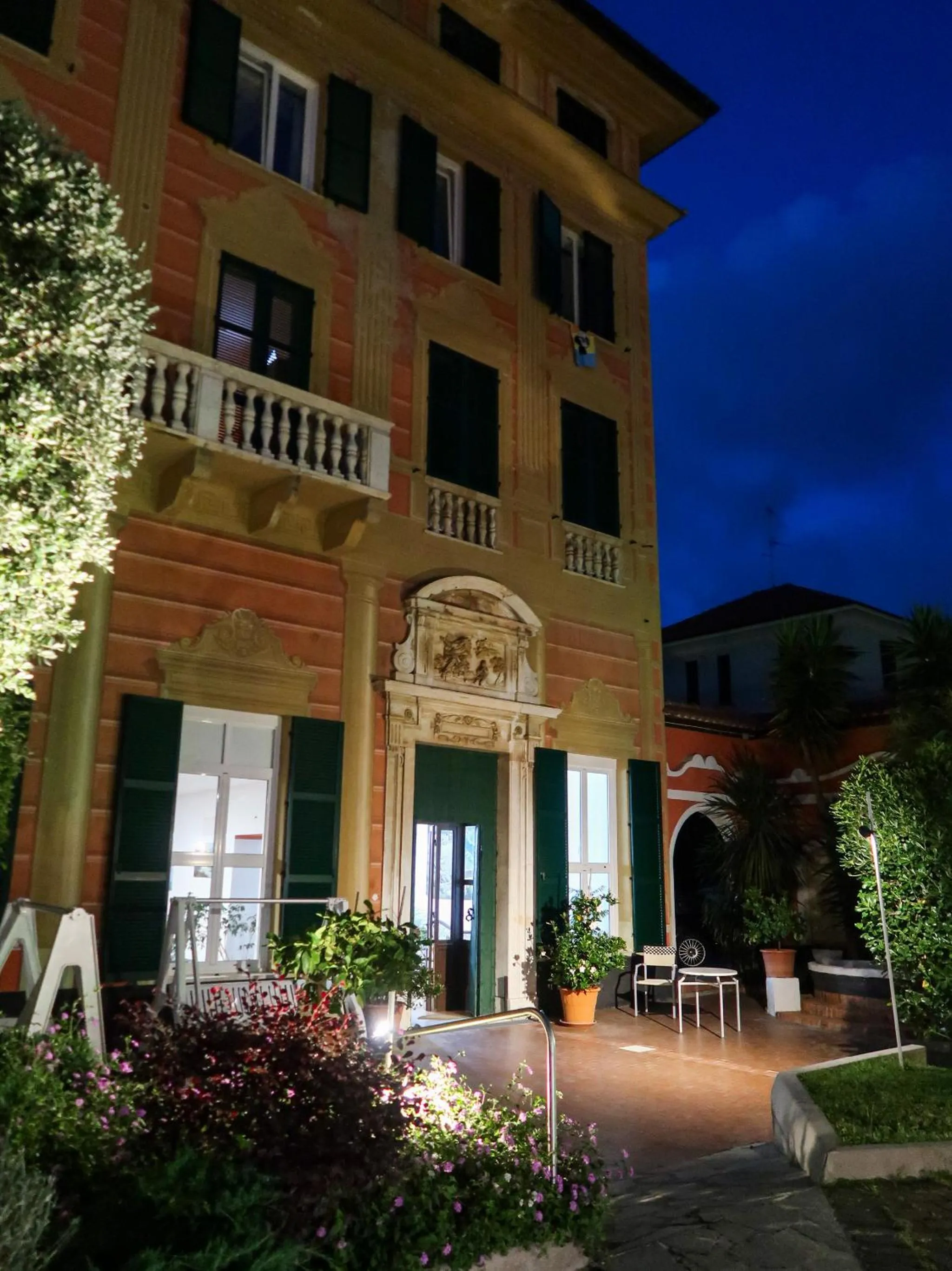 Property building in Hotel Le Palme