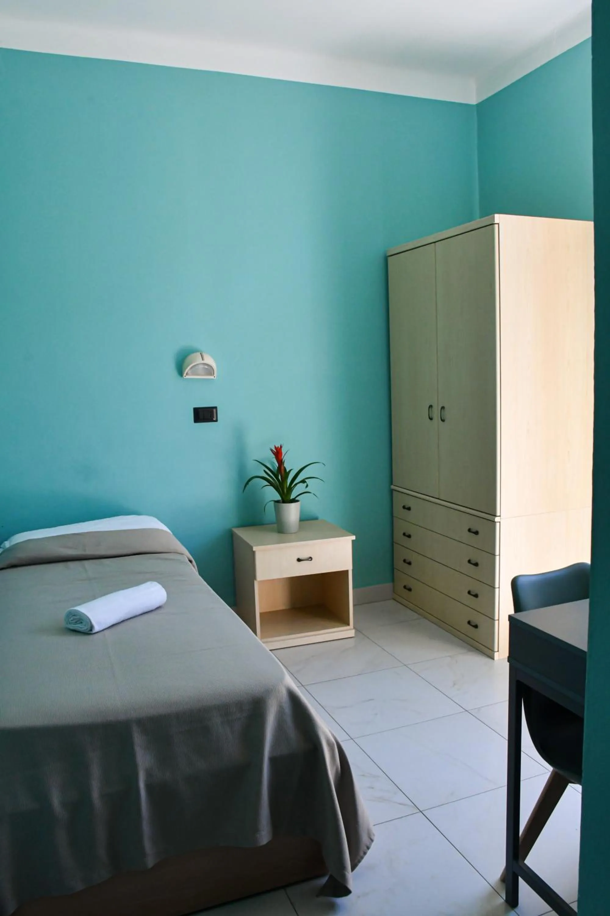 Photo of the whole room, Bed in Hotel Le Palme