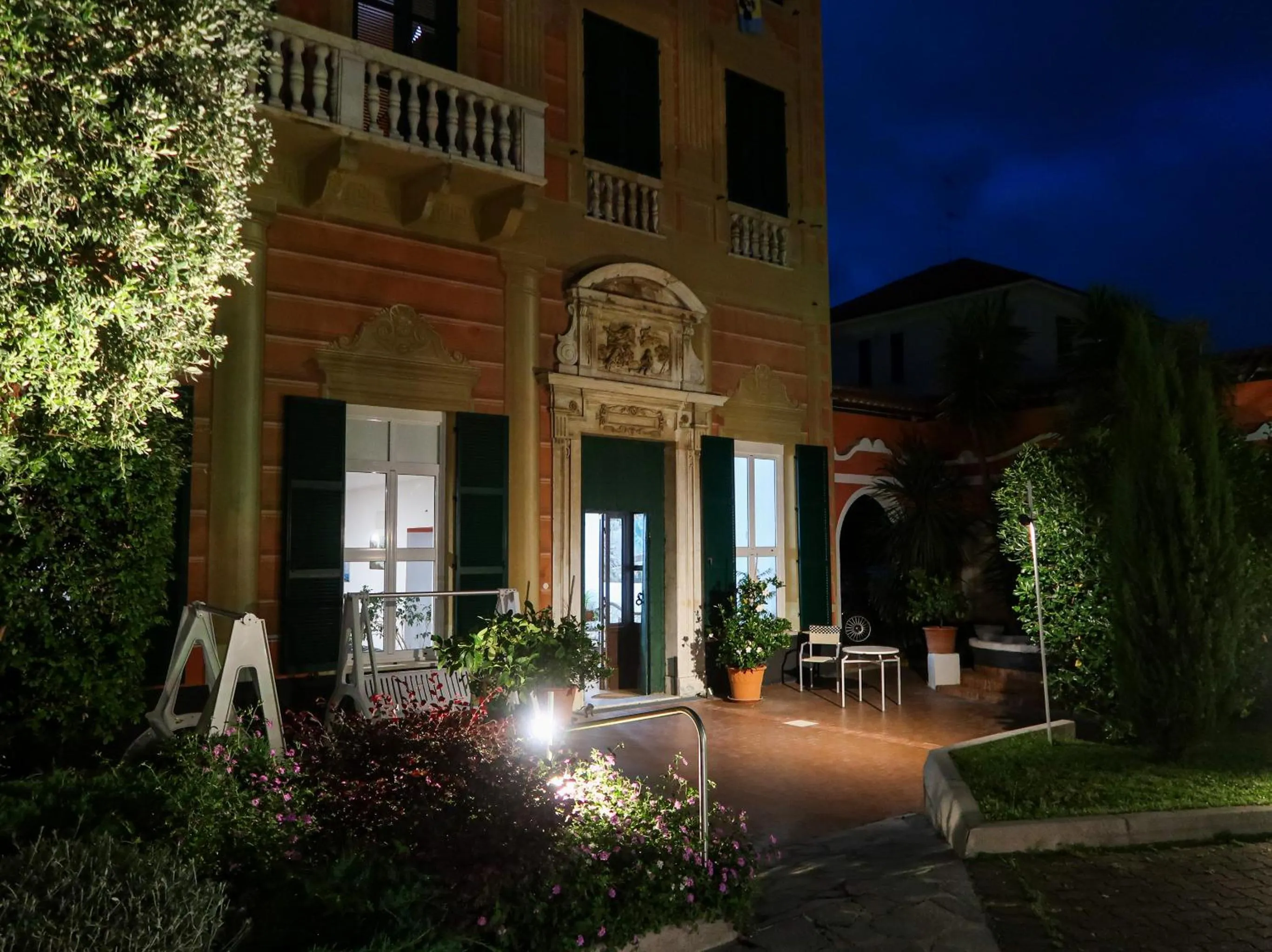 Property building in Hotel Le Palme