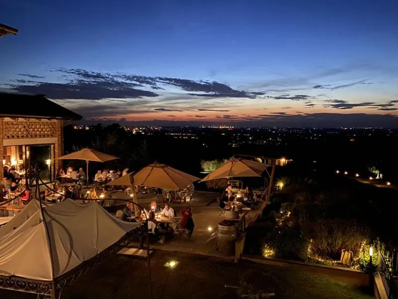 Restaurant/places to eat in Prime Alture Wine Resort