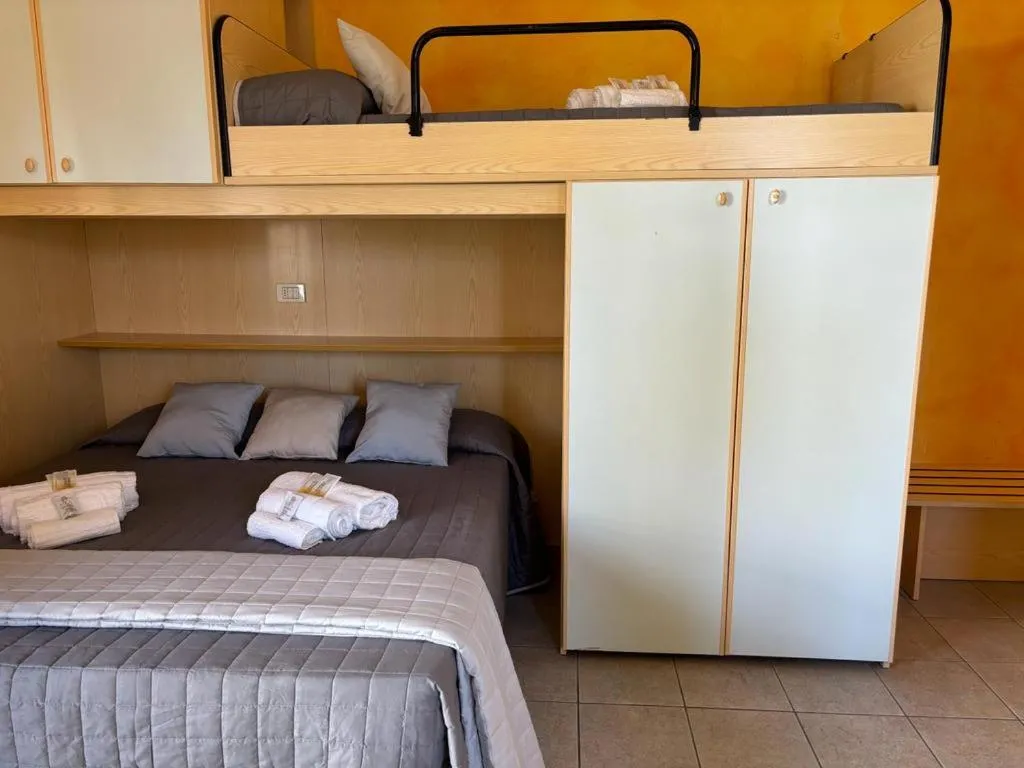 Bed in Residence Summer Dream
