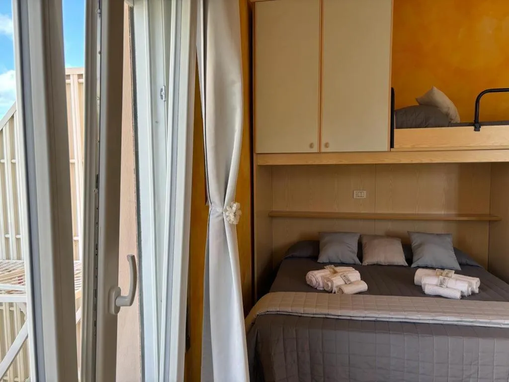 Bed in Residence Summer Dream