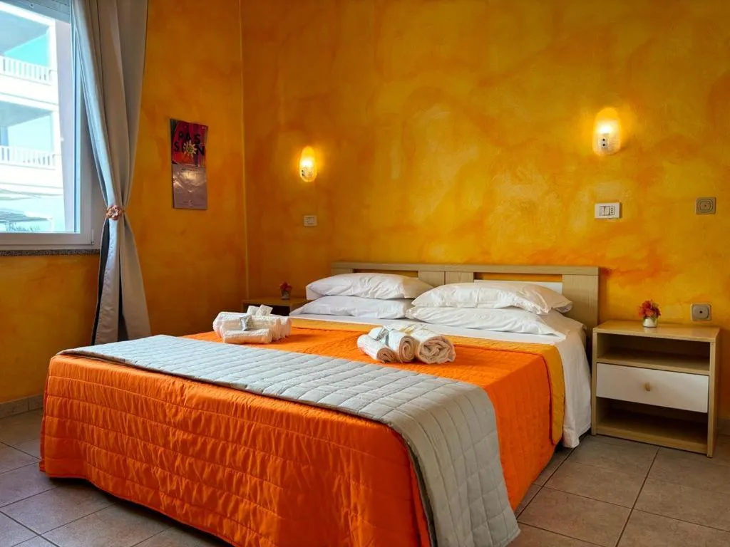 Bed in Residence Summer Dream
