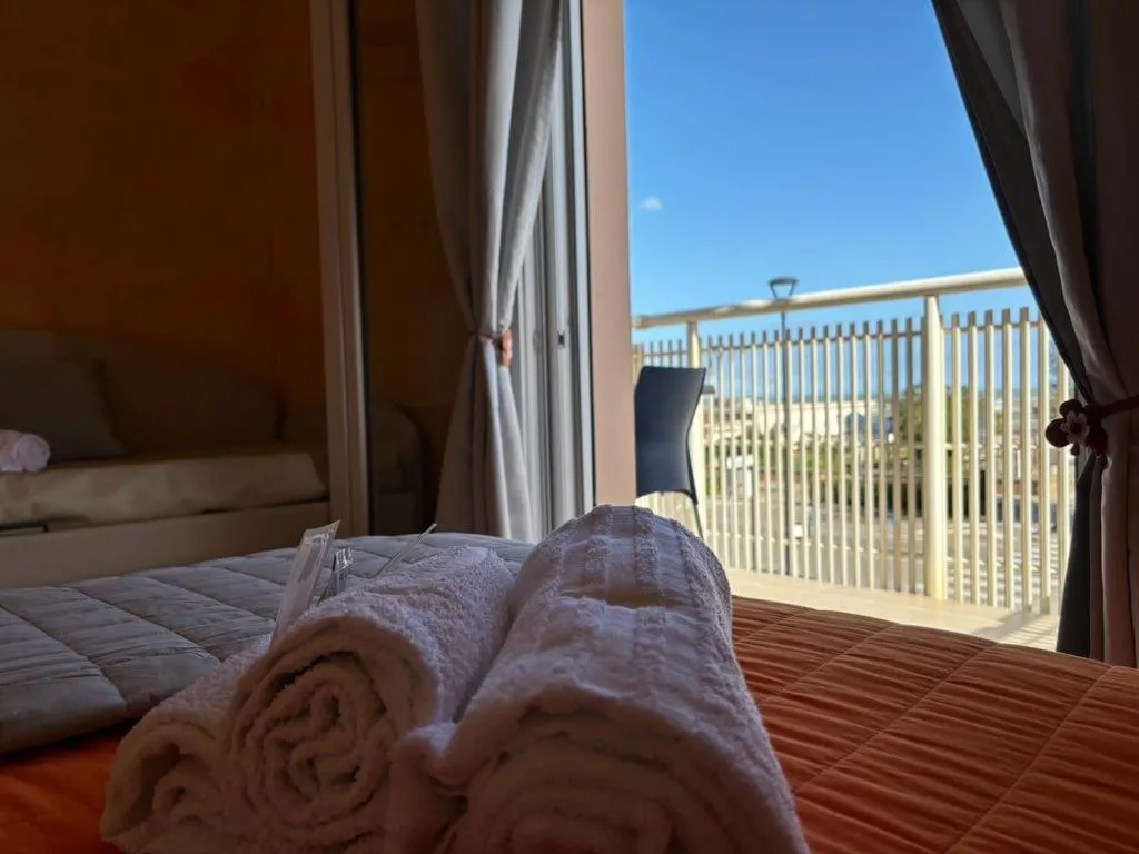 Bed in Residence Summer Dream