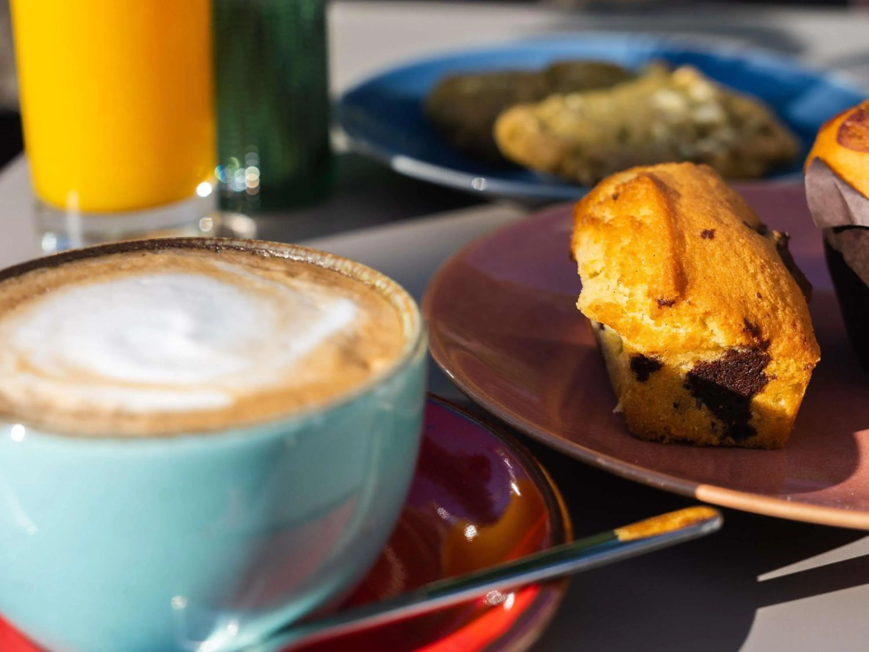 Lounge or bar in Novotel Château de Versailles