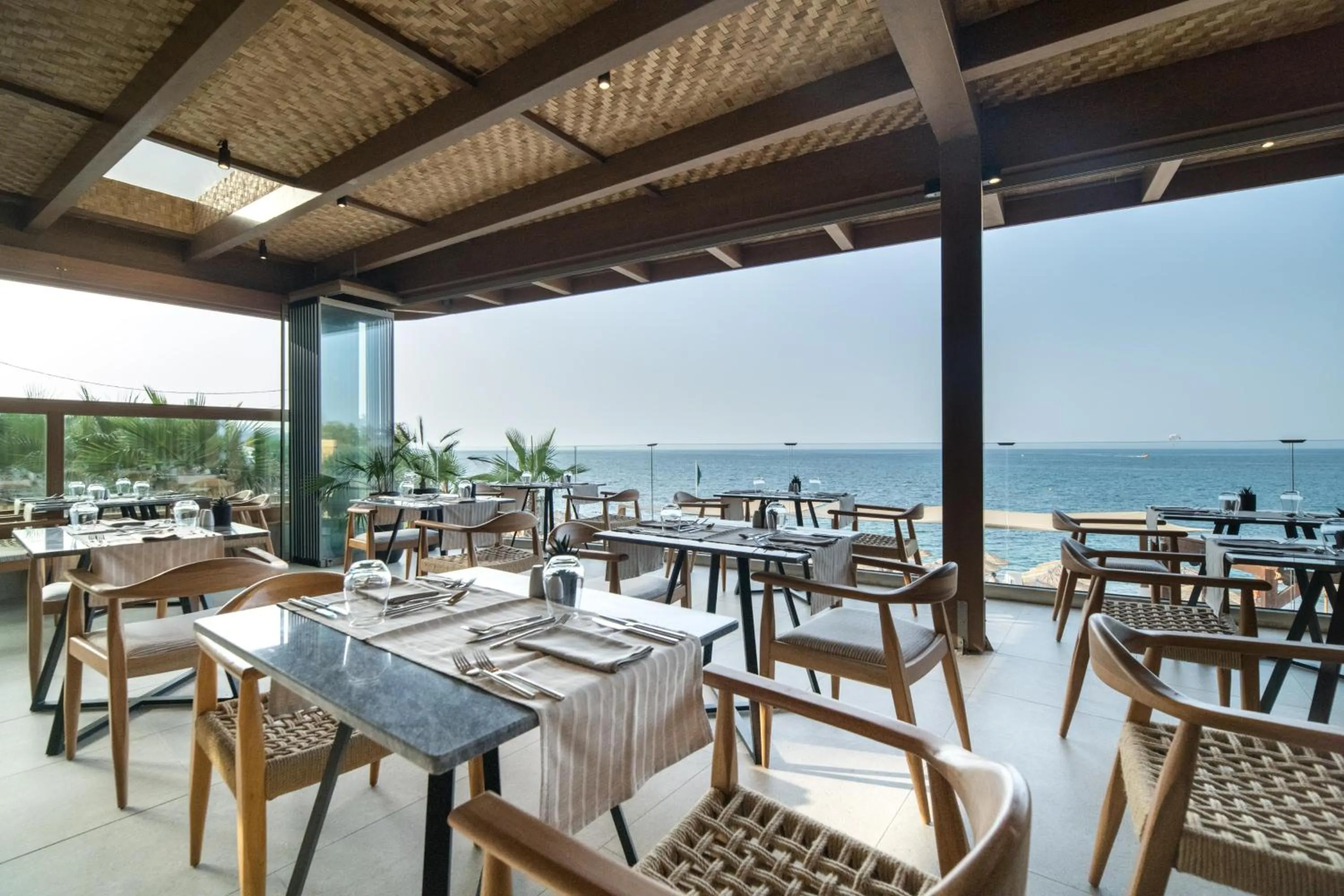 Restaurant/places to eat in AKASHA Beach Hotel & Spa