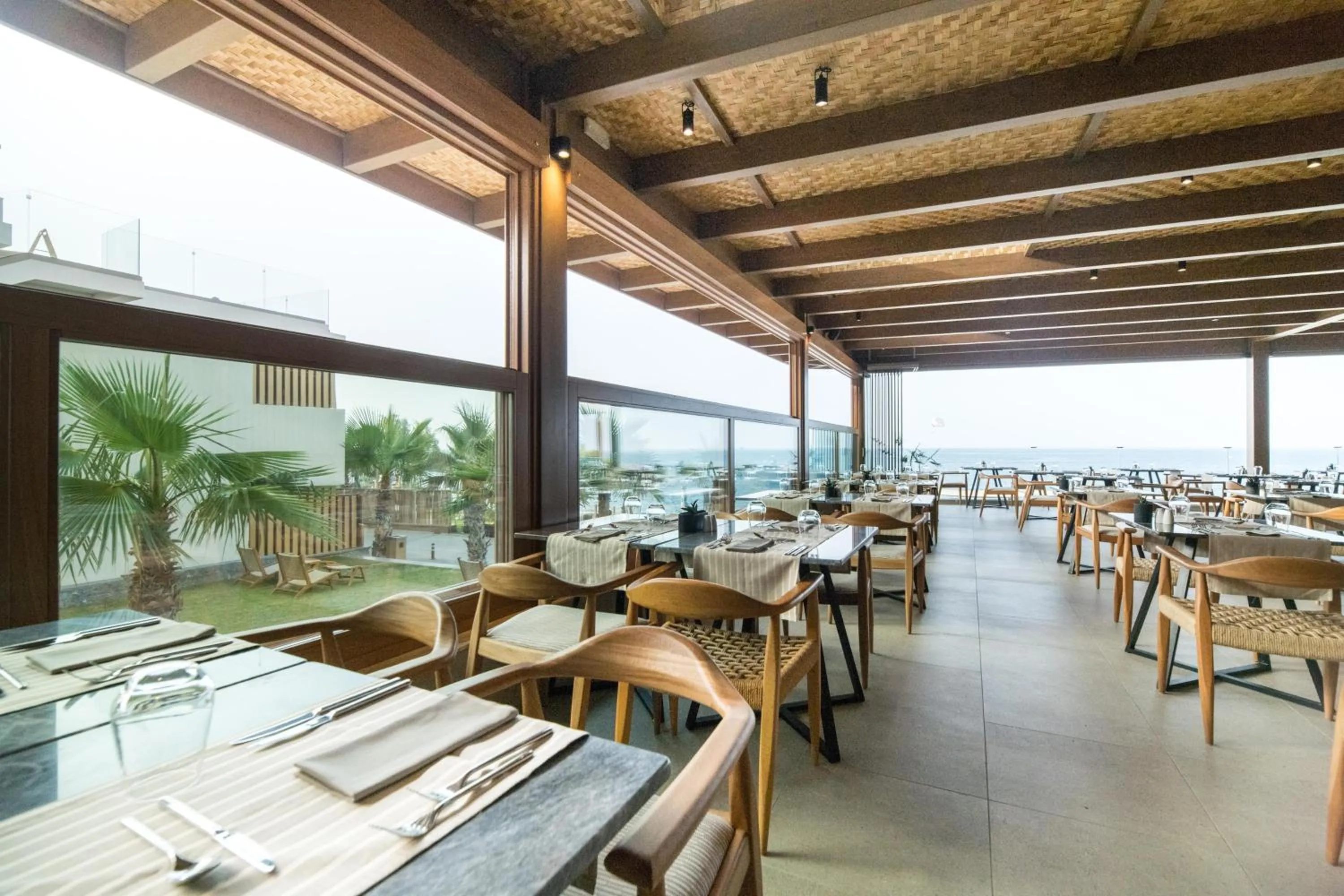 Restaurant/places to eat in AKASHA Beach Hotel & Spa