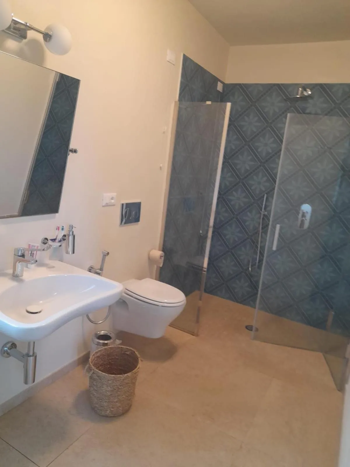 Shower in Resort Capo Bianco