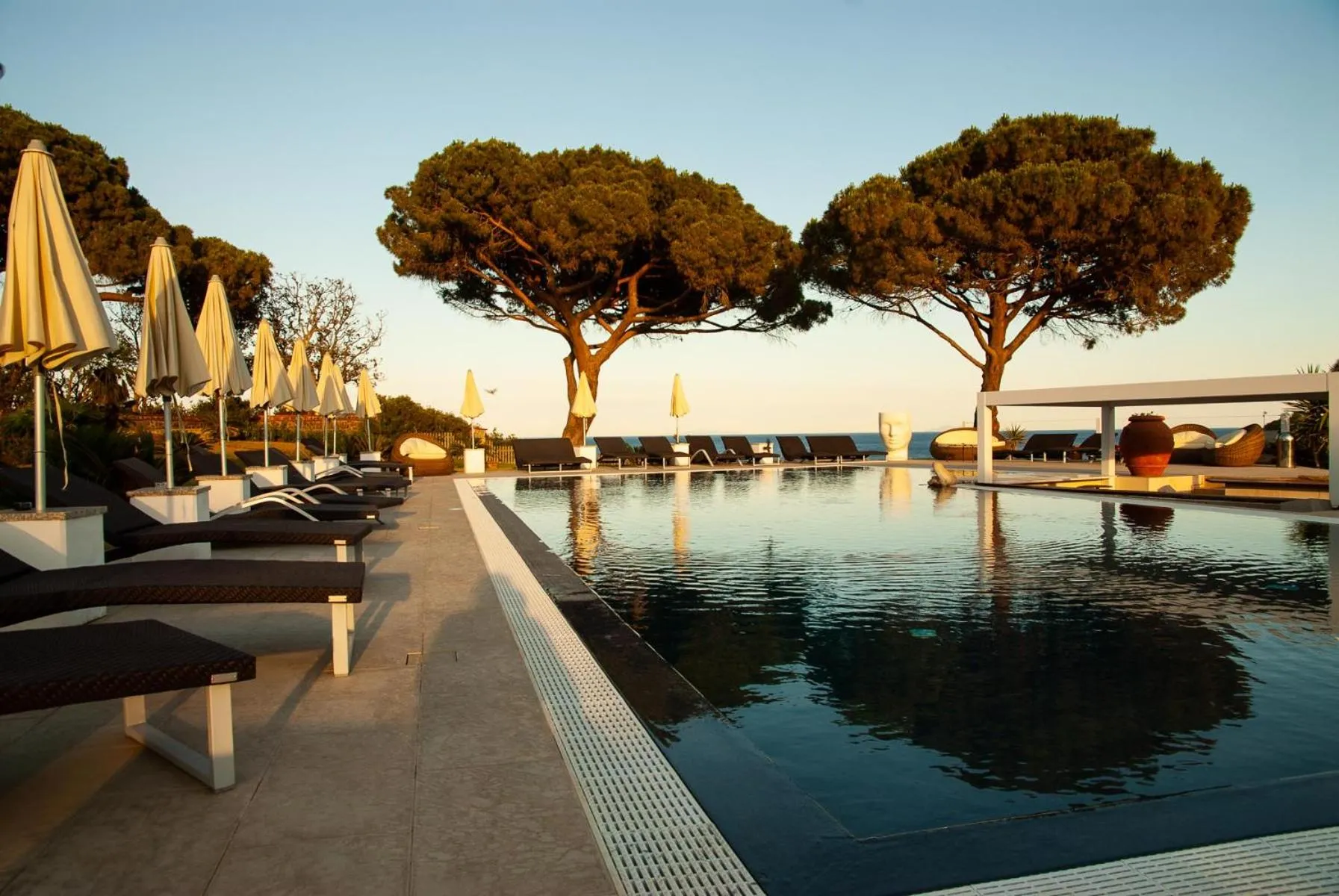 Swimming pool in Resort Capo Bianco