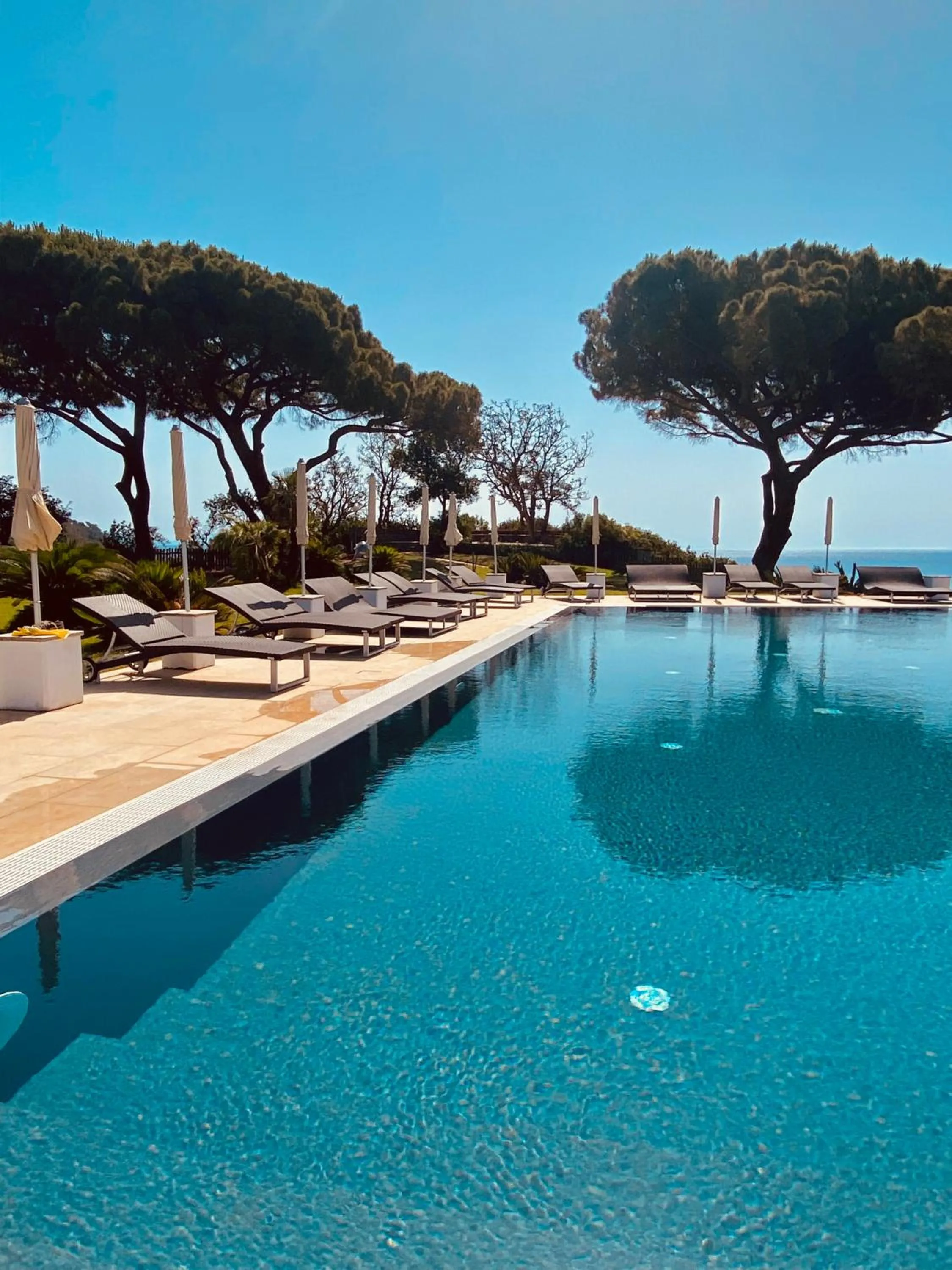 Swimming pool in Resort Capo Bianco