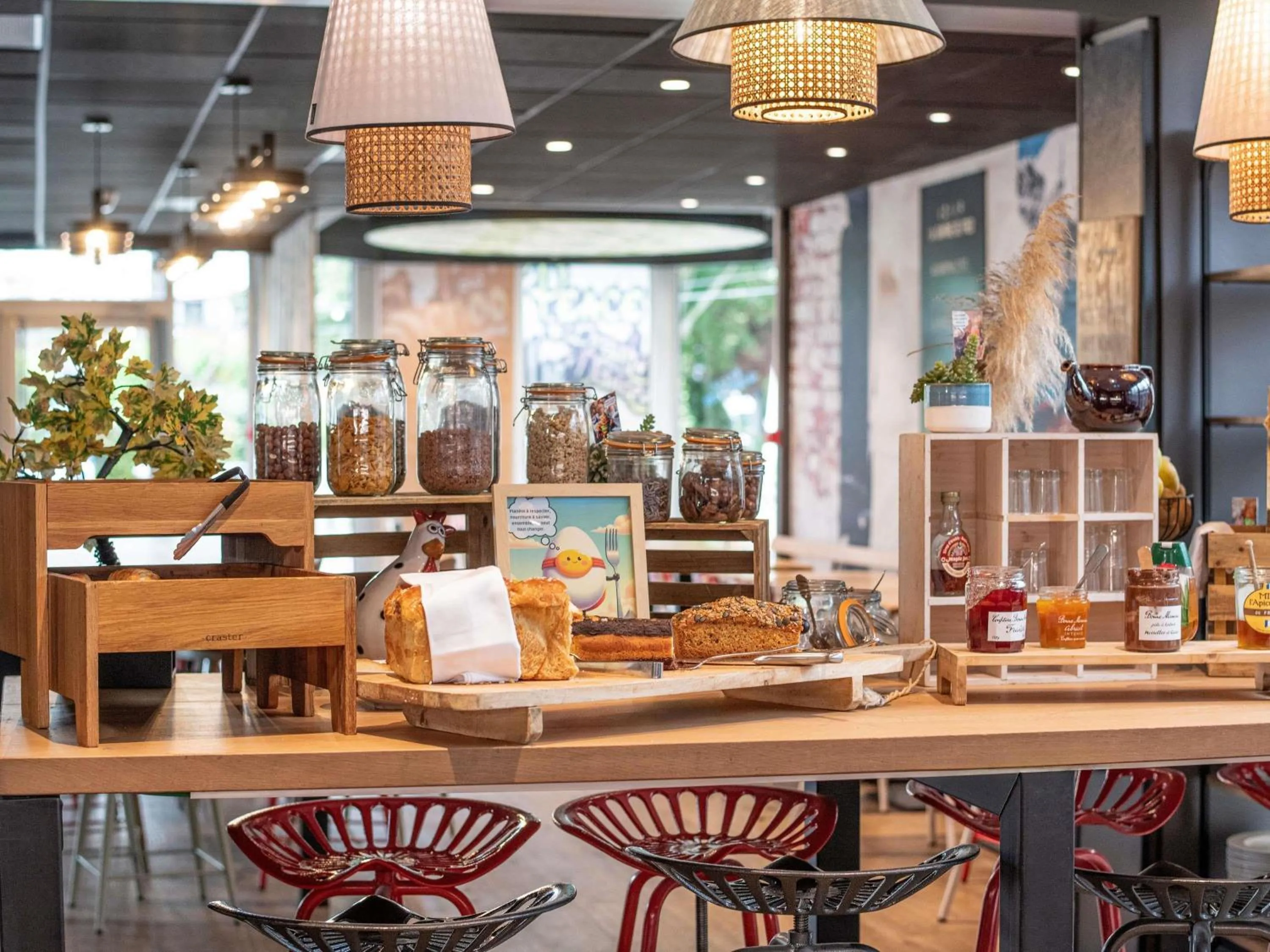 Property building in Hotel Novotel Evry Courcouronnes