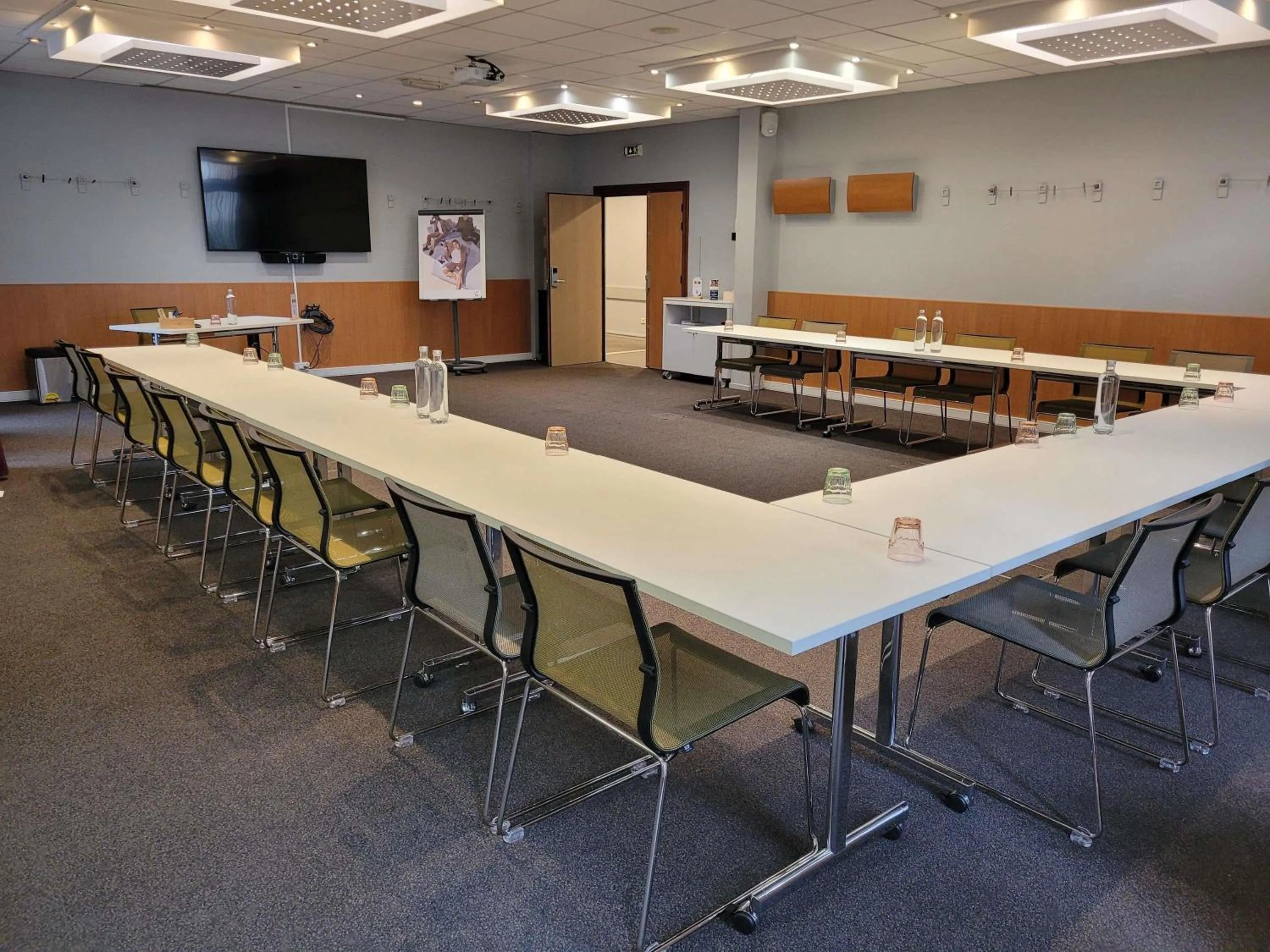 Meeting/conference room in Hotel Novotel Evry Courcouronnes
