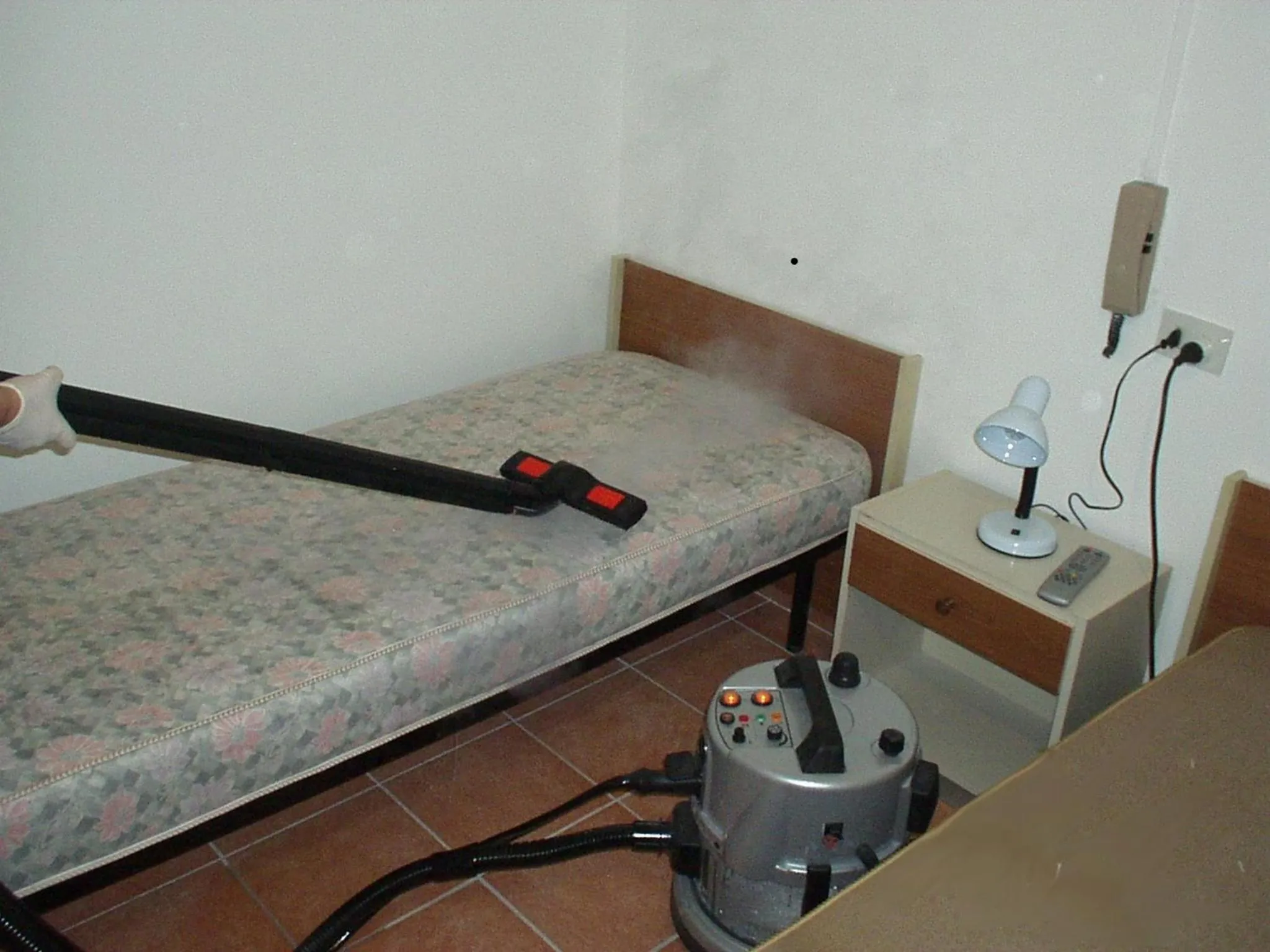 Bed in Albergo Cavour SELF CHECK-IN