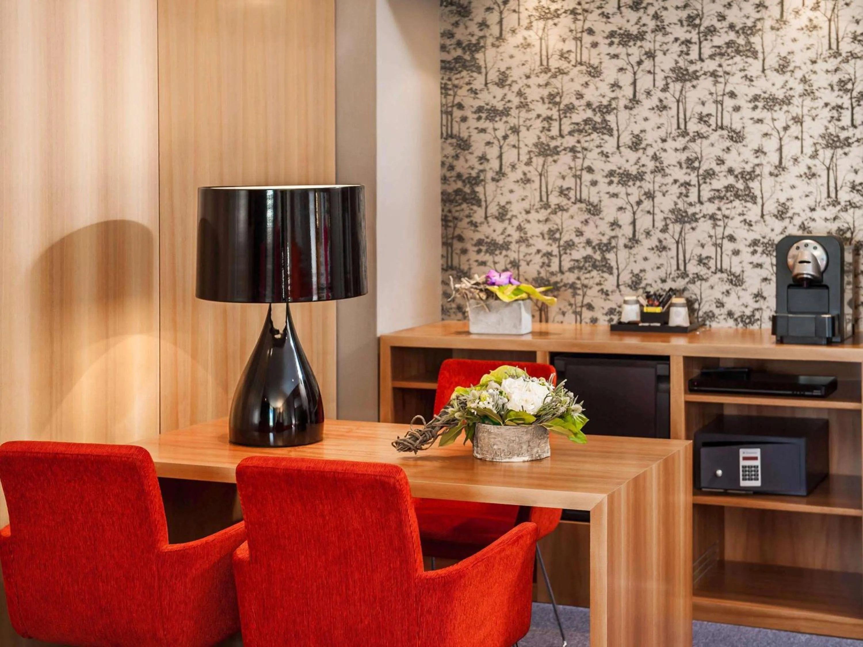 Bedroom in Novotel Valence Sud