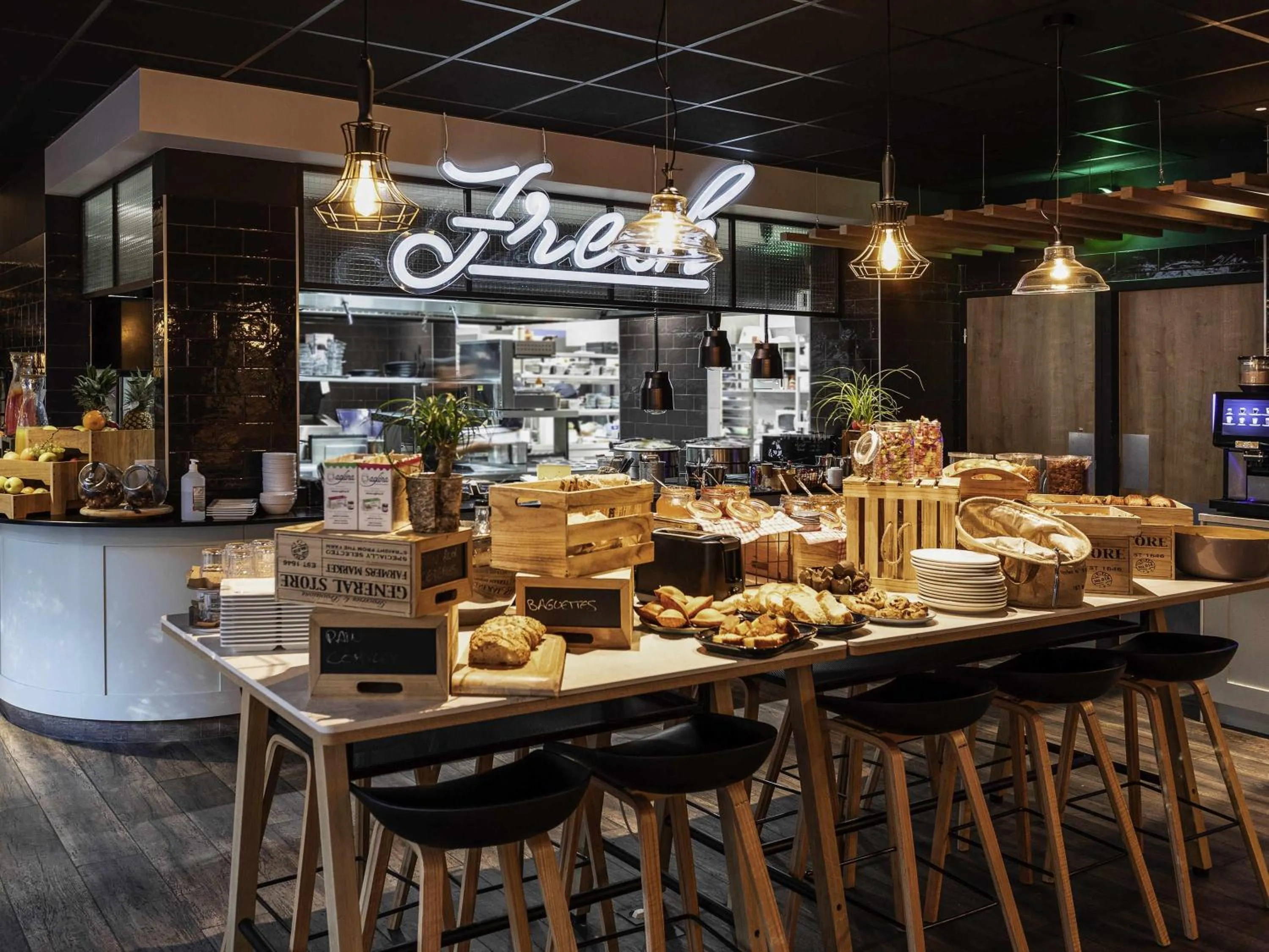 Breakfast in Novotel Valence Sud