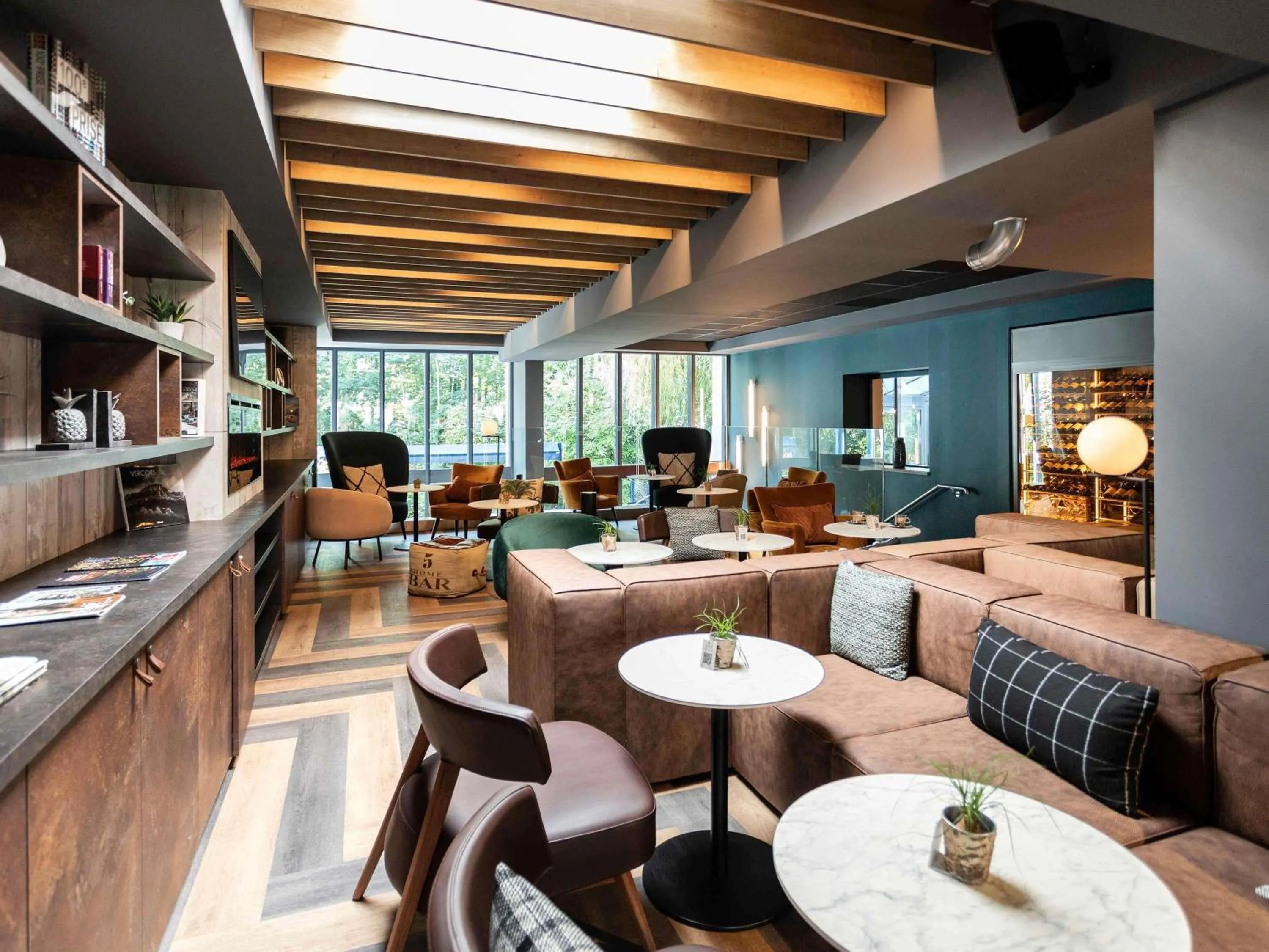 Property building in Novotel Valence Sud