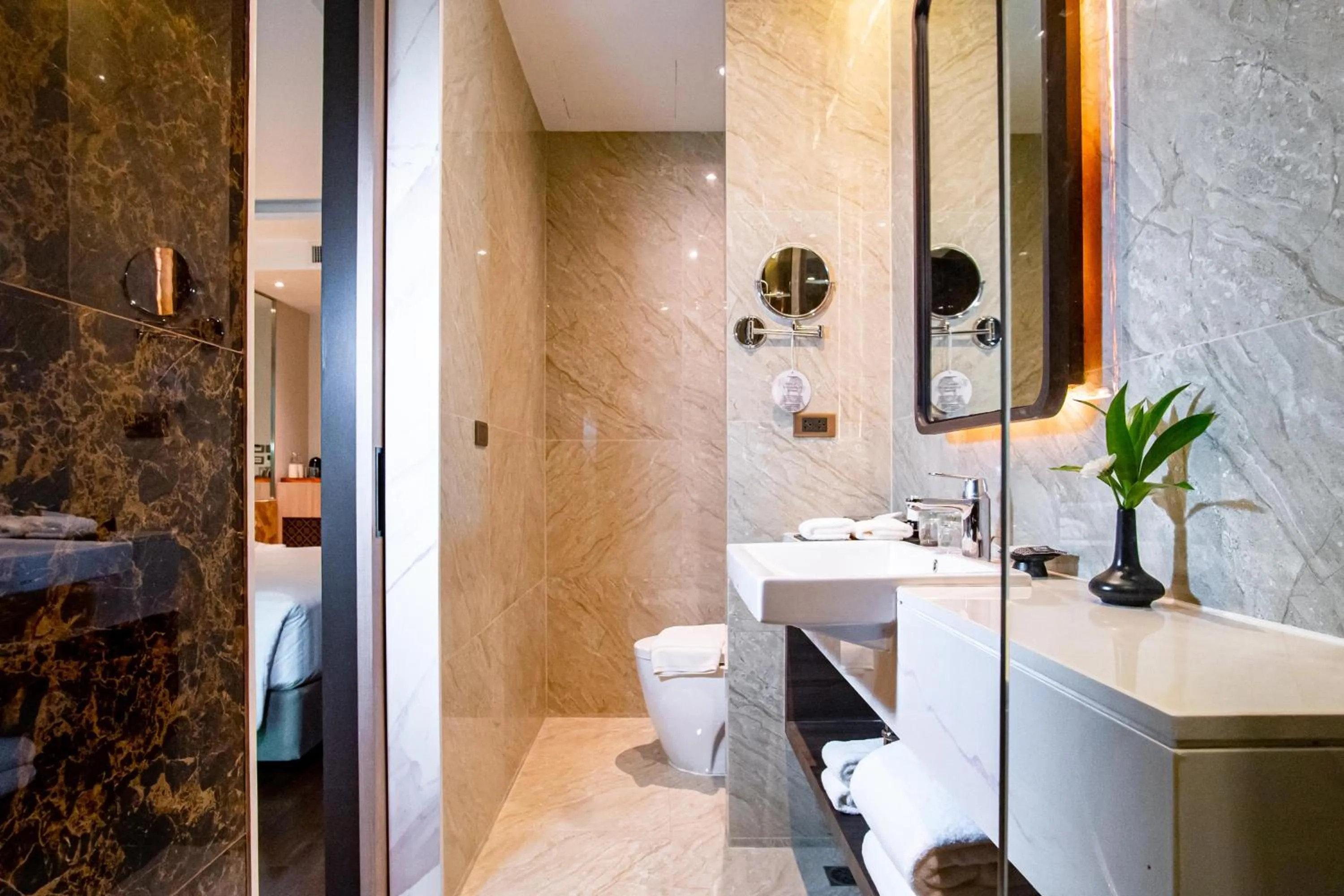 Shower in SKYVIEW Resort Phuket Patong Beach