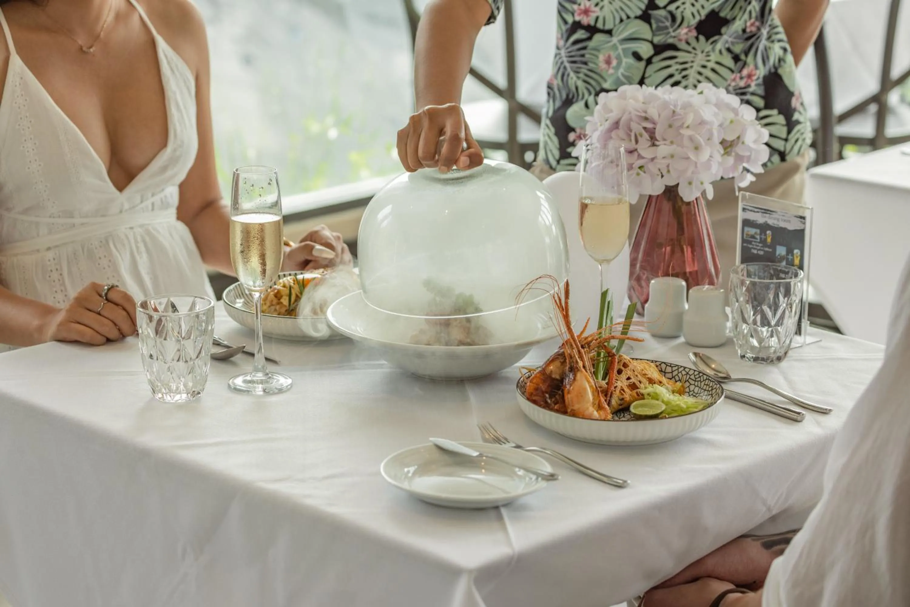 Food and drinks in SKYVIEW Resort Phuket Patong Beach