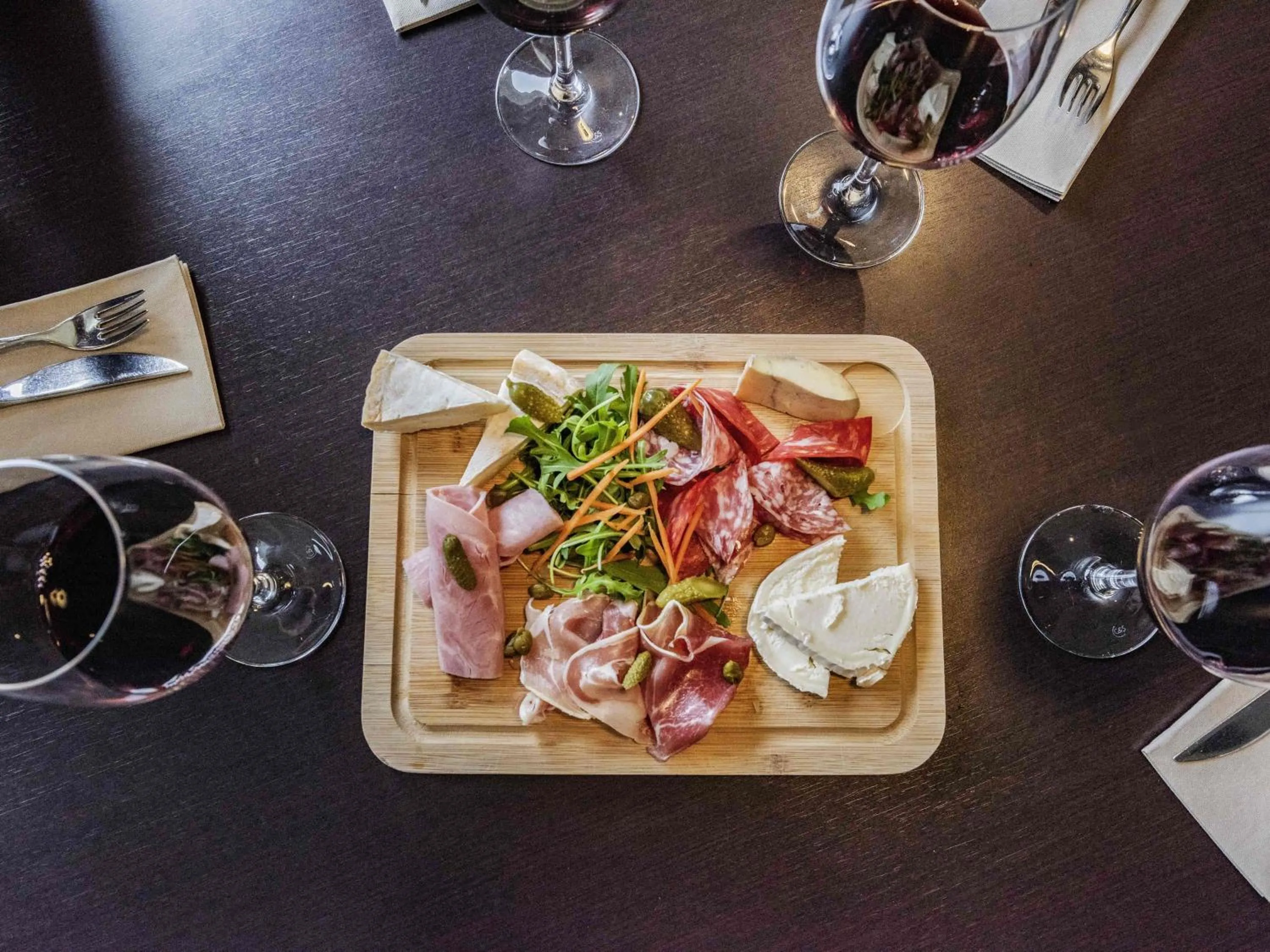 Restaurant/places to eat in Hôtel Novotel Valenciennes