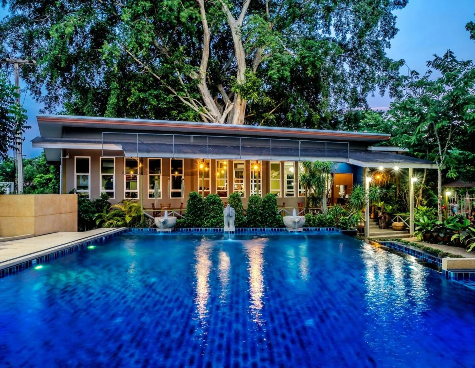 Swimming pool in Ozone Hotel Khao Yai