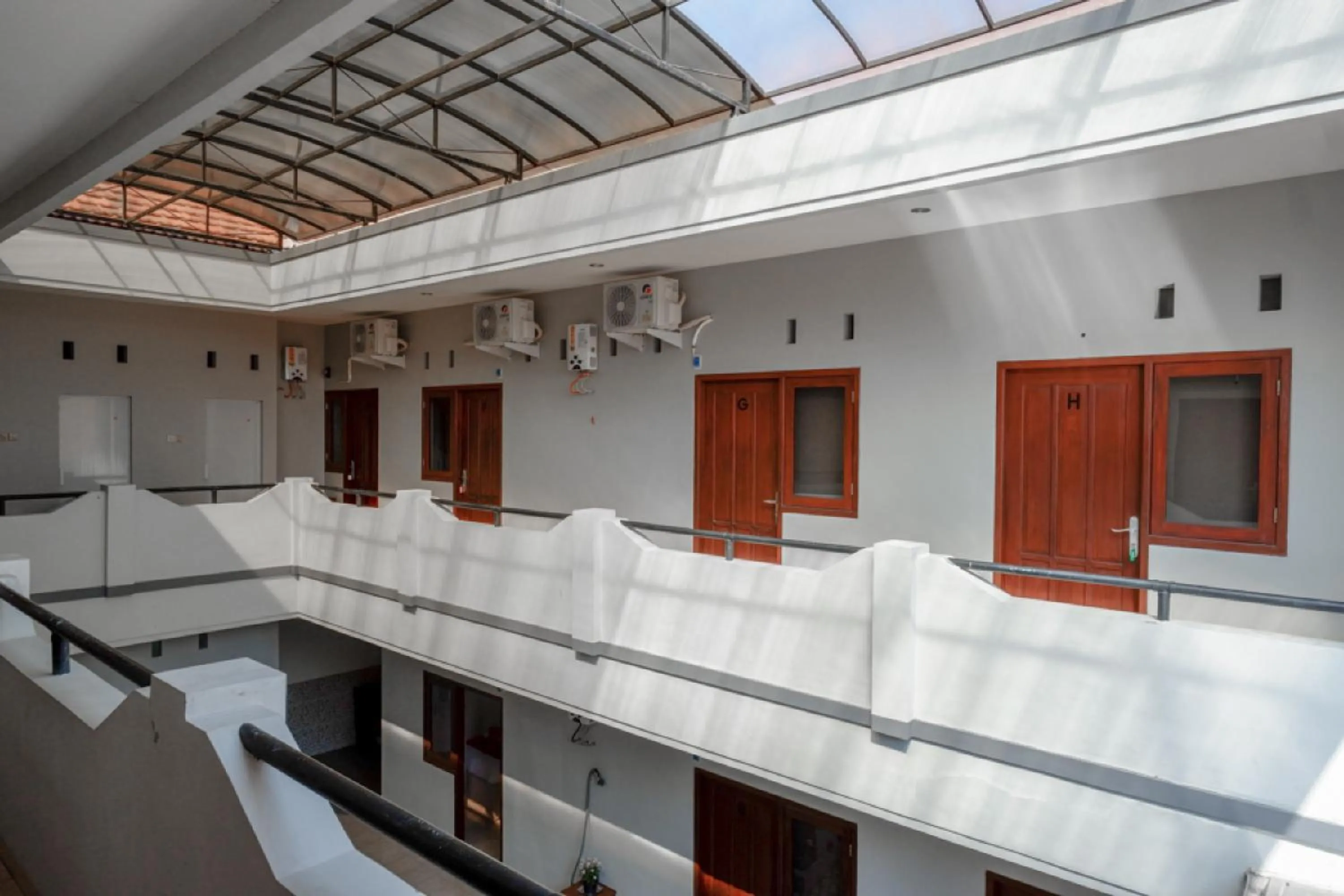 Balcony/Terrace in RedDoorz near Alun Alun Kudus 2