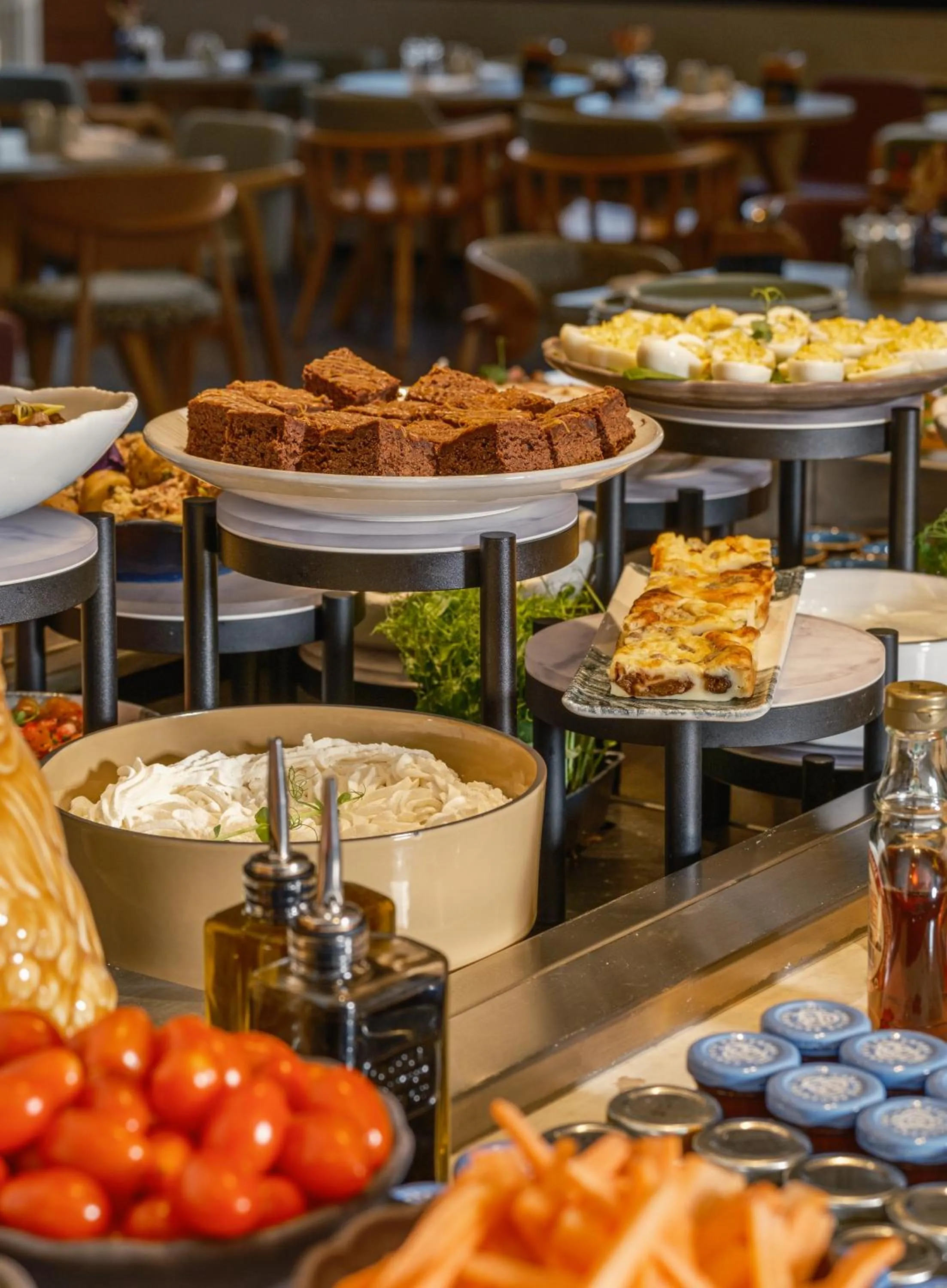 Restaurant/places to eat in FirstName Toulouse Résidence