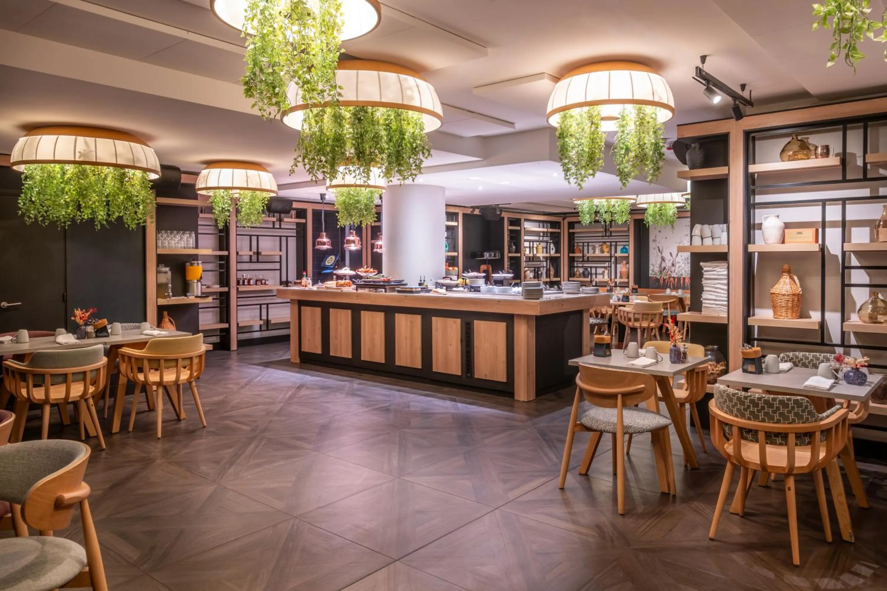 Restaurant/places to eat in FirstName Toulouse Résidence