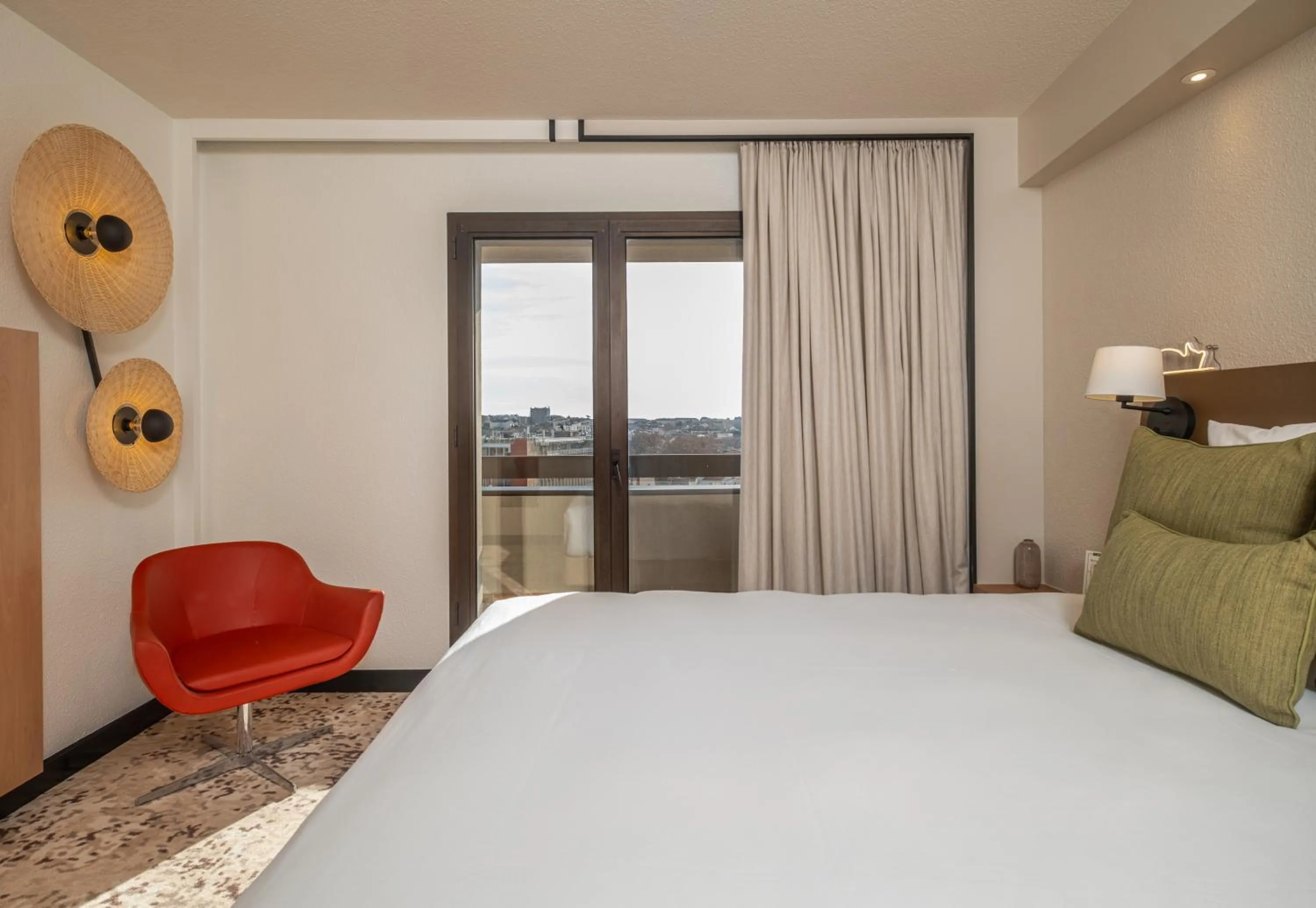 Bedroom, Bed in FirstName Toulouse Résidence