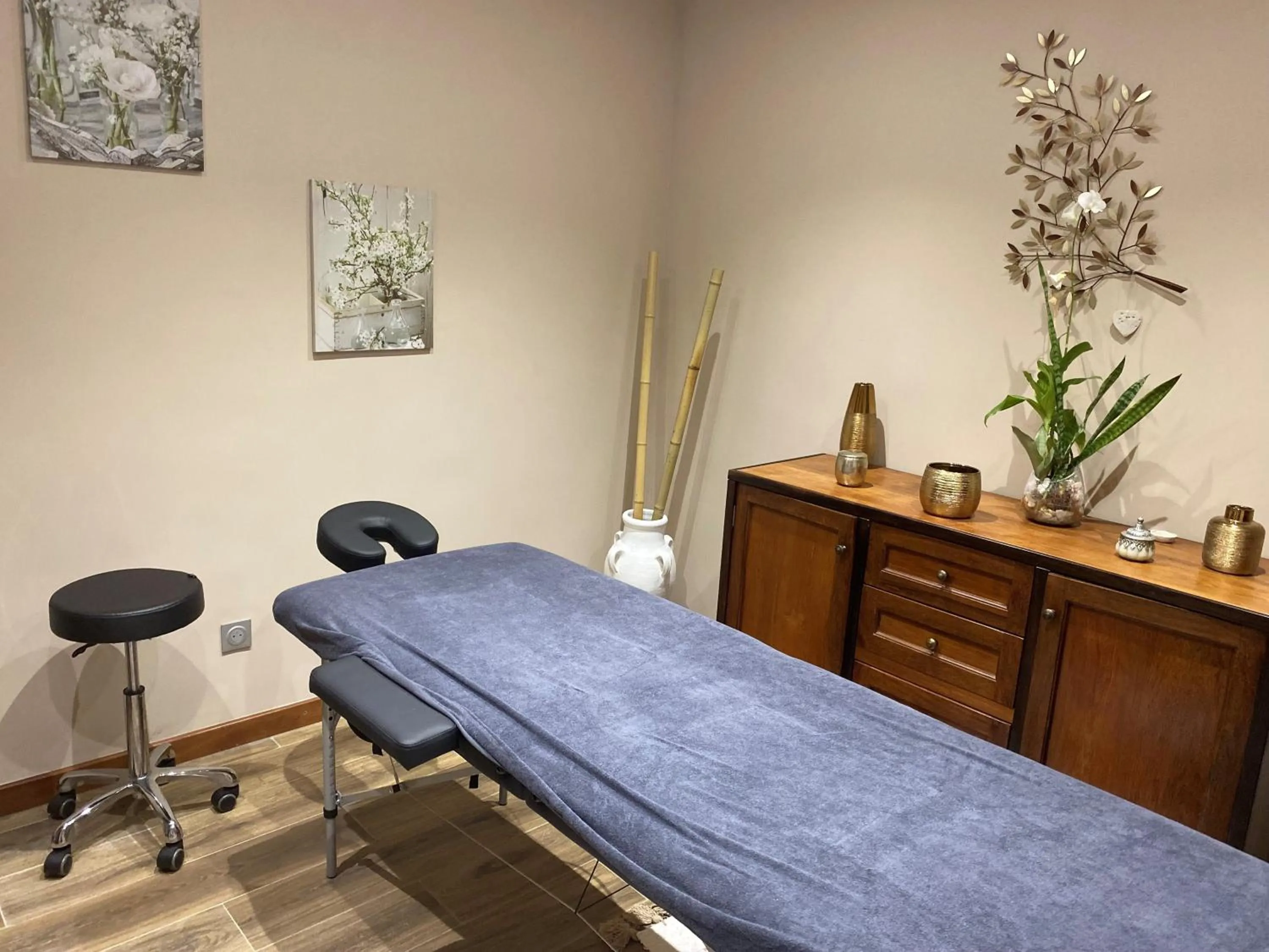 Spa and wellness centre/facilities in Les Géraniums