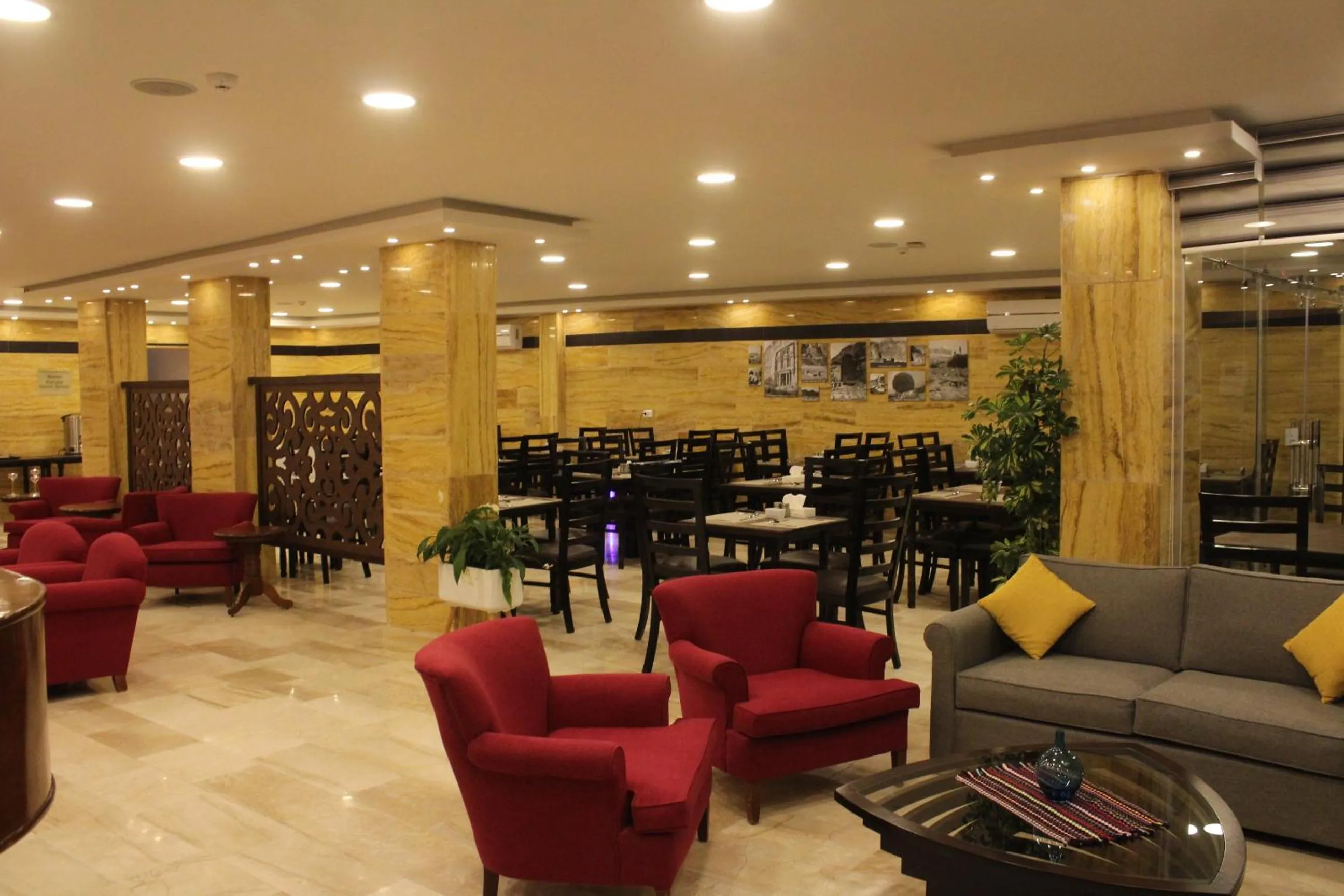 Lobby or reception in Petra Corner Hotel