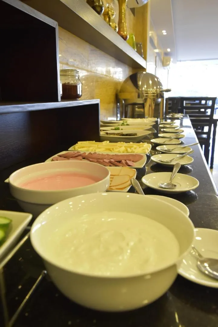 Breakfast in Petra Corner Hotel