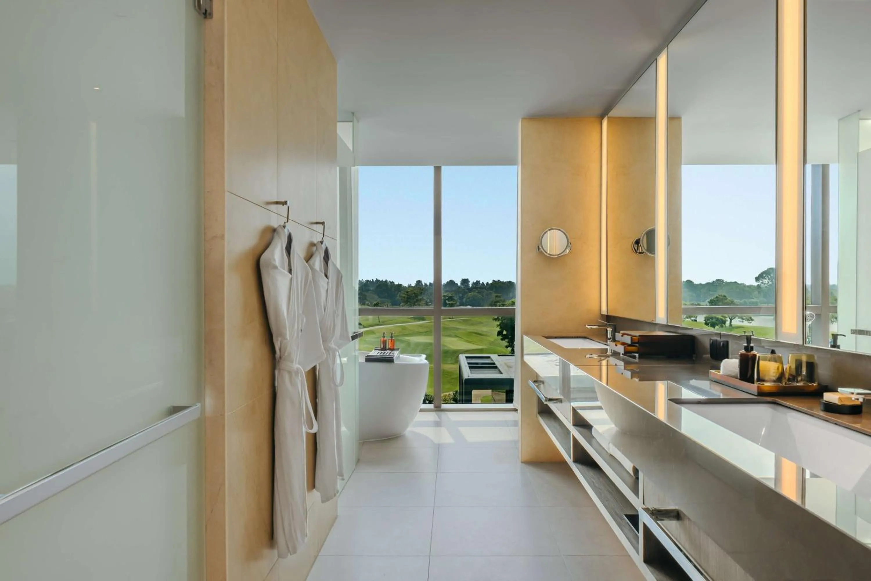 Bathroom in Dusit Thani Laguna Singapore