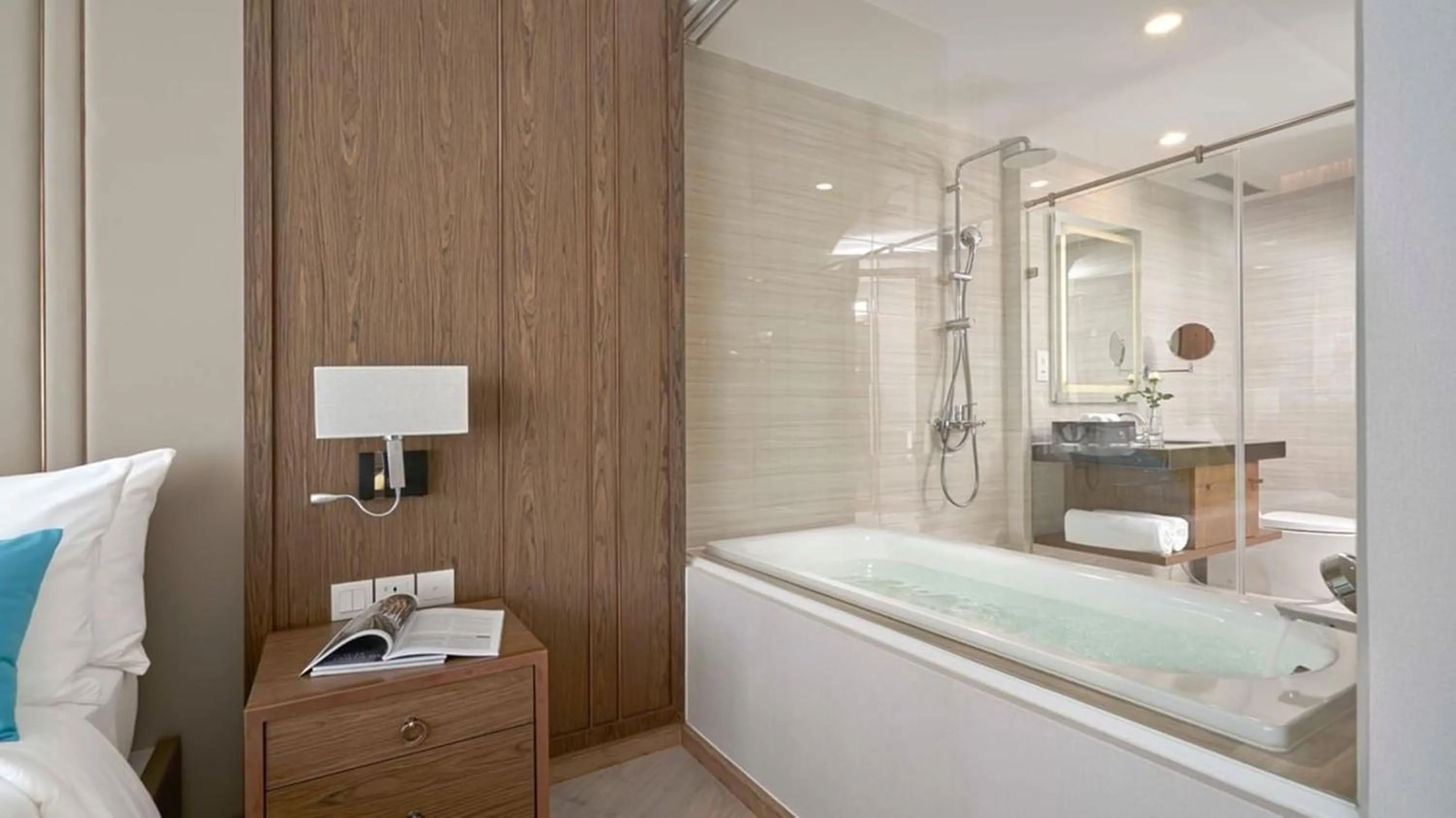 Handy Panorama Nha Trang Condotel