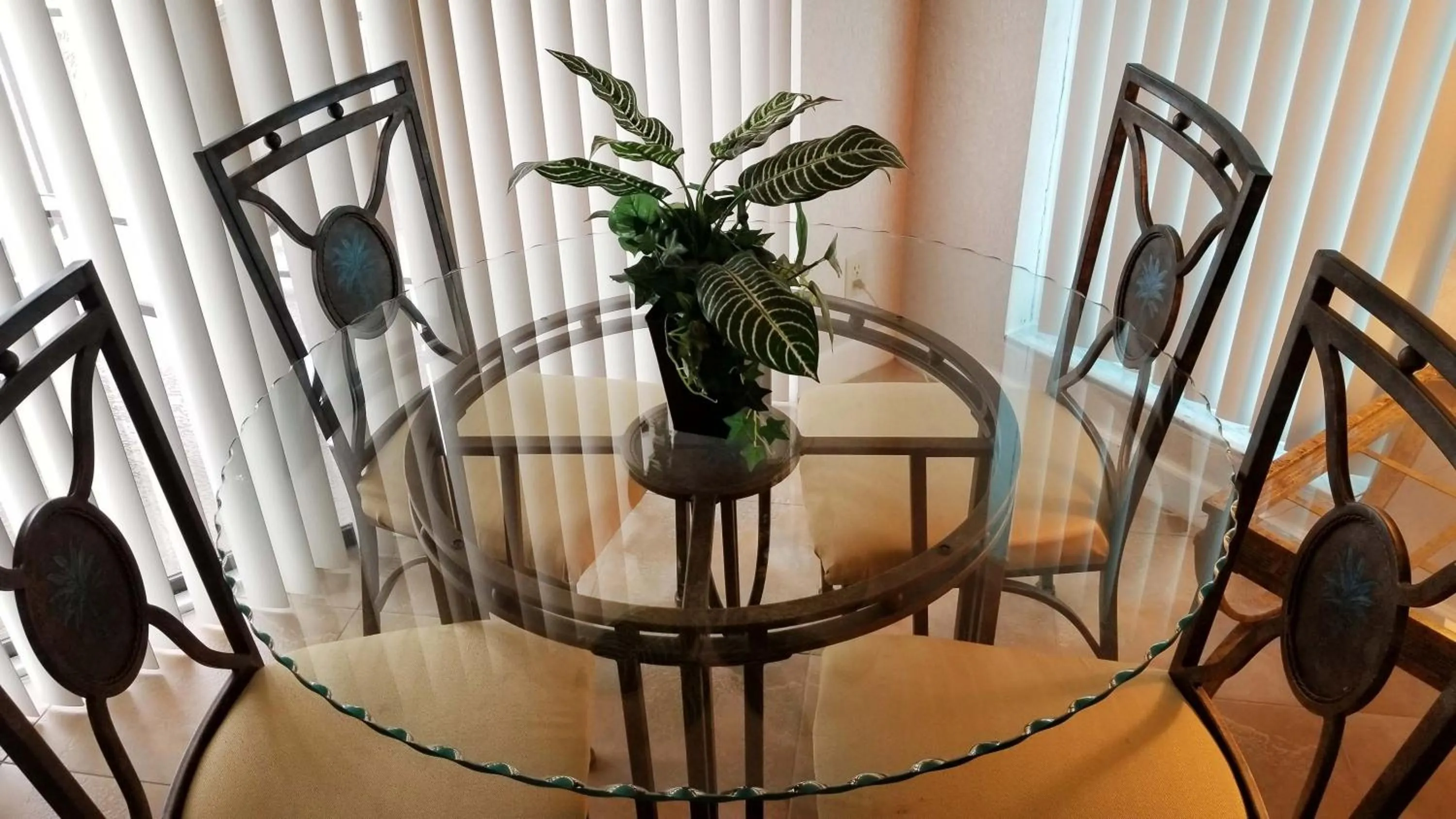 Dining area in Gulf Strand Resort by Travel Resort Services