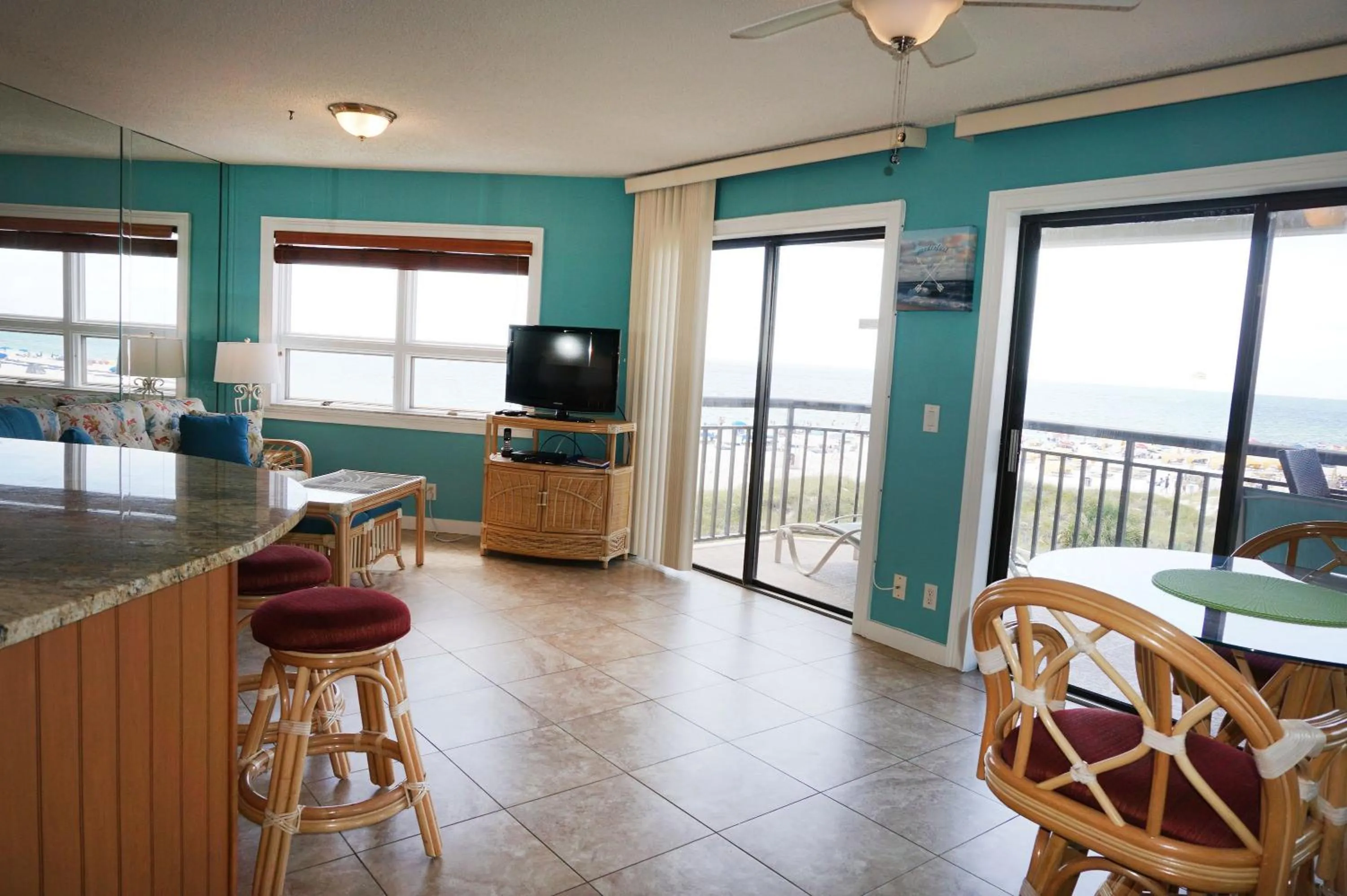 Dining area in Gulf Strand Resort by Travel Resort Services