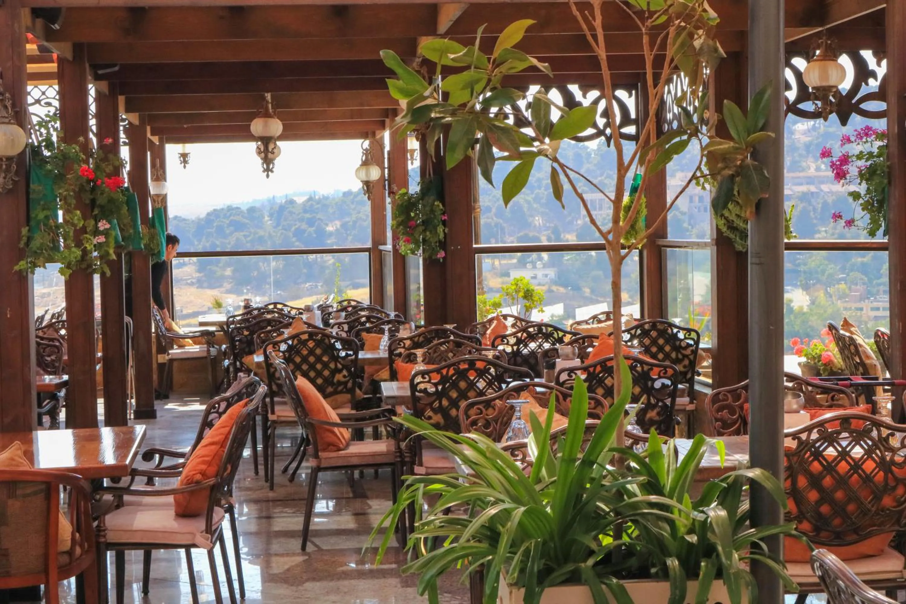 Restaurant/places to eat in Opal Hotel Amman