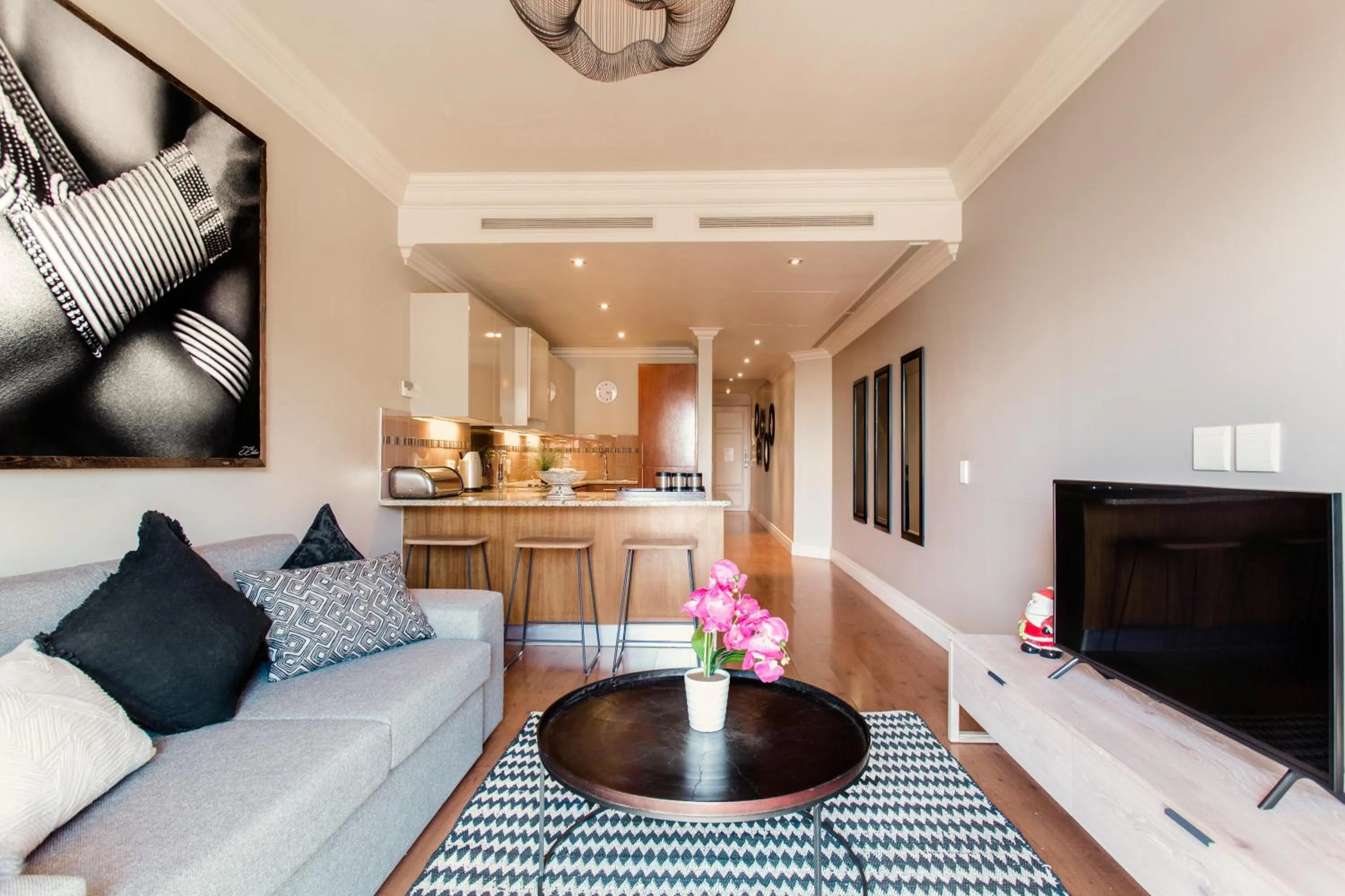 Kitchen or kitchenette in Unit 620 Cape Royale Luxury Apartments